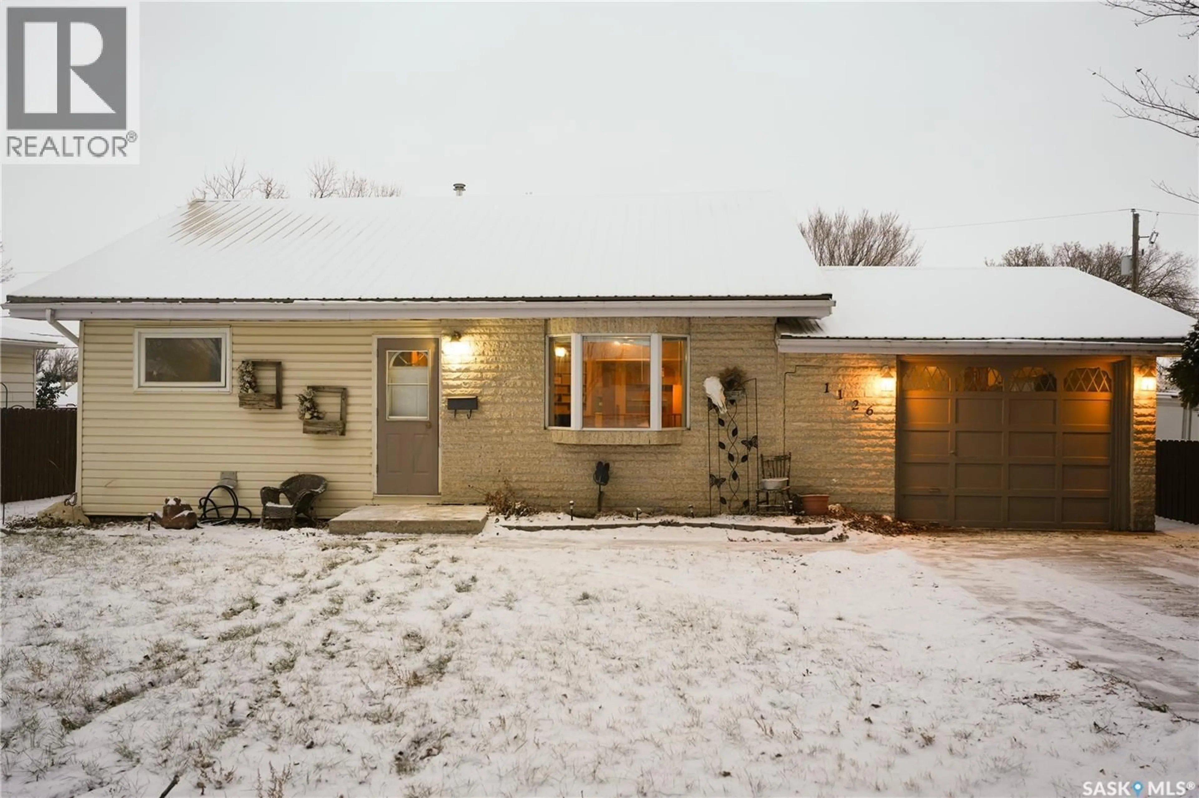 Unknown for 1126 IROQUOIS STREET, Moose Jaw Saskatchewan S6H5B9