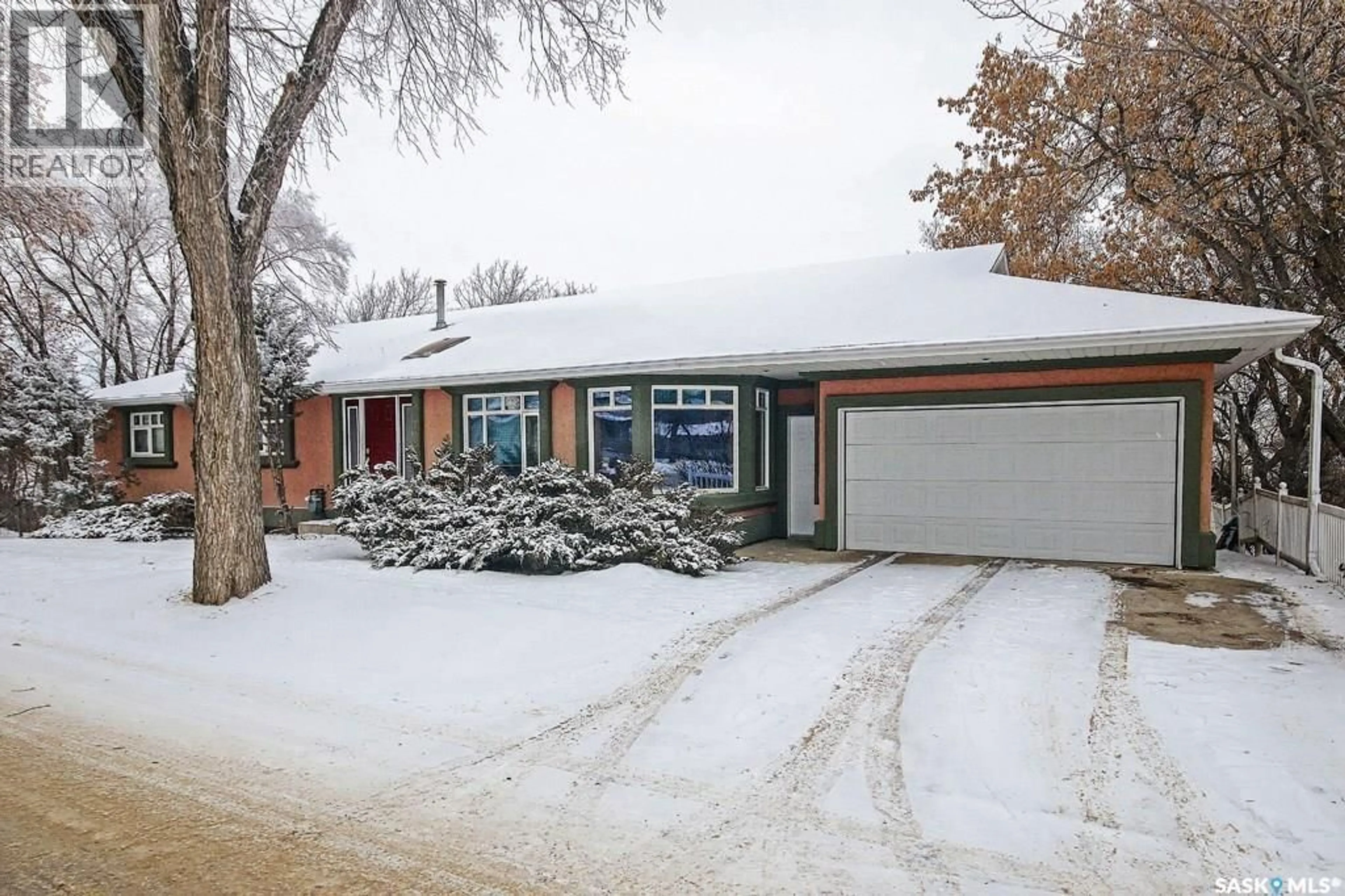 Unknown for 1809 THIRD STREET, Estevan Saskatchewan S4A0T1