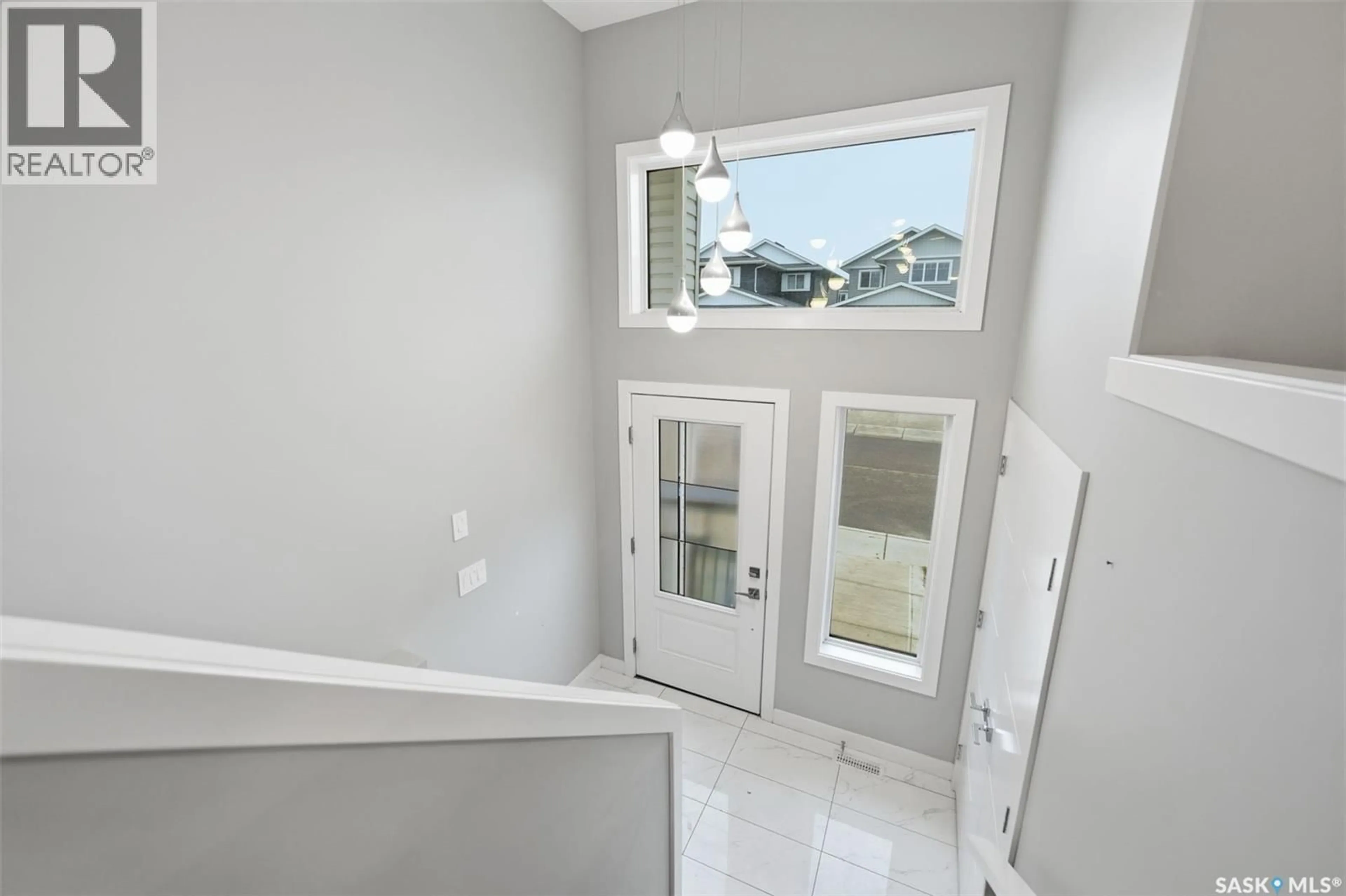 Indoor entryway for 211 THAKUR STREET, Saskatoon Saskatchewan S7W0Z9