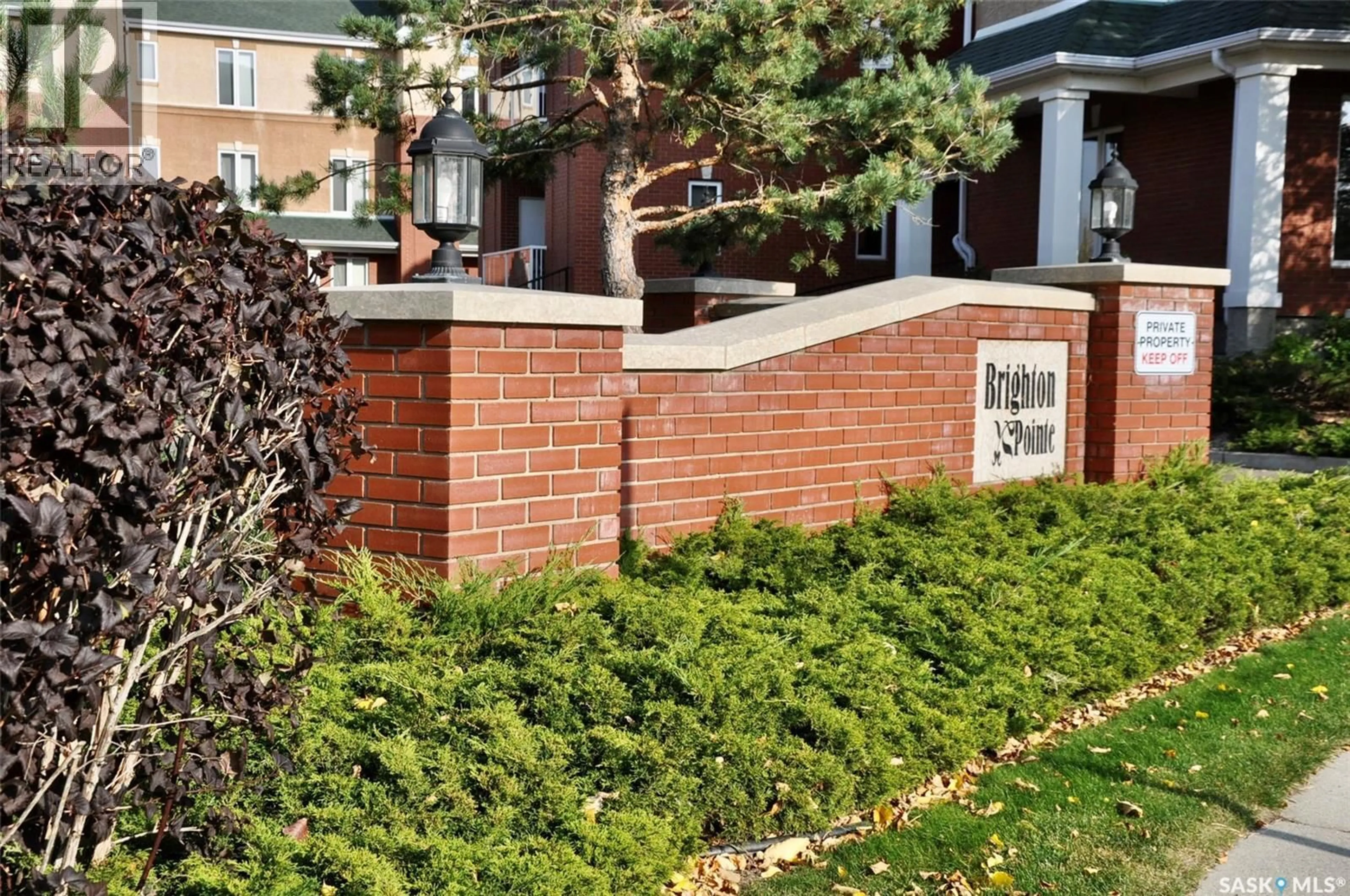 Home with brick exterior material, street for 928 - 115 HERITAGE VIEW, Saskatoon Saskatchewan S7H5T7