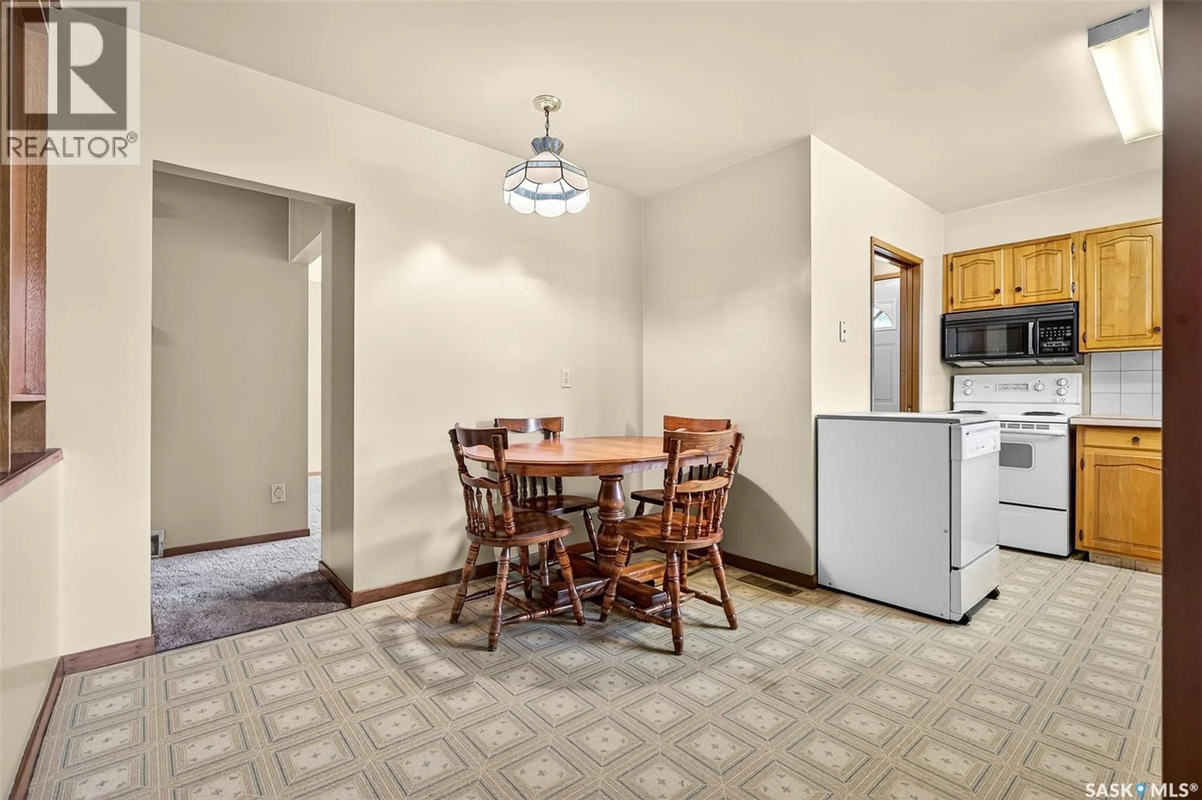 Dining room, unknown for 1113 VAUGHAN STREET, Moose Jaw Saskatchewan S6H5P3