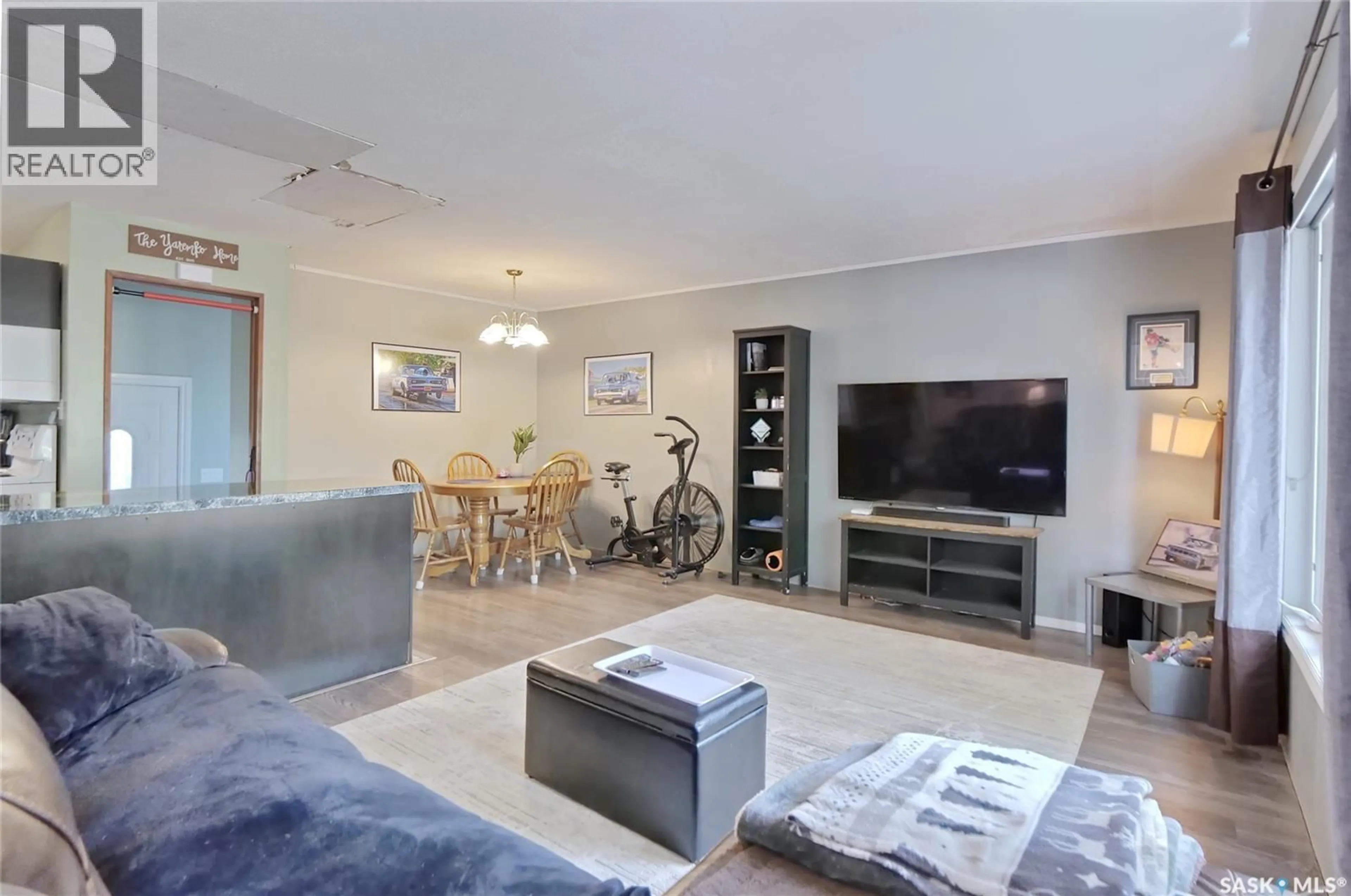 Living room with furniture, unknown for 606 6TH STREET, Chaplin Saskatchewan S0H0V0