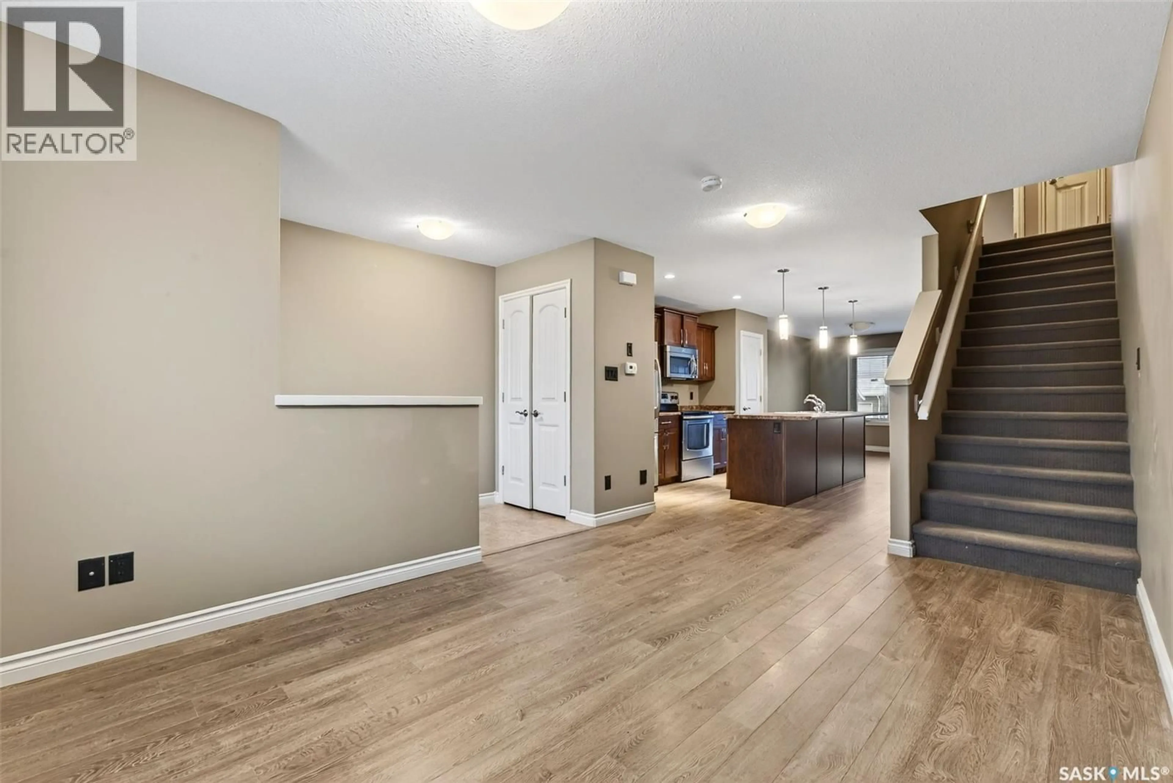 Indoor entryway for 4348 SHAFFER STREET, Regina Saskatchewan S4W0L4