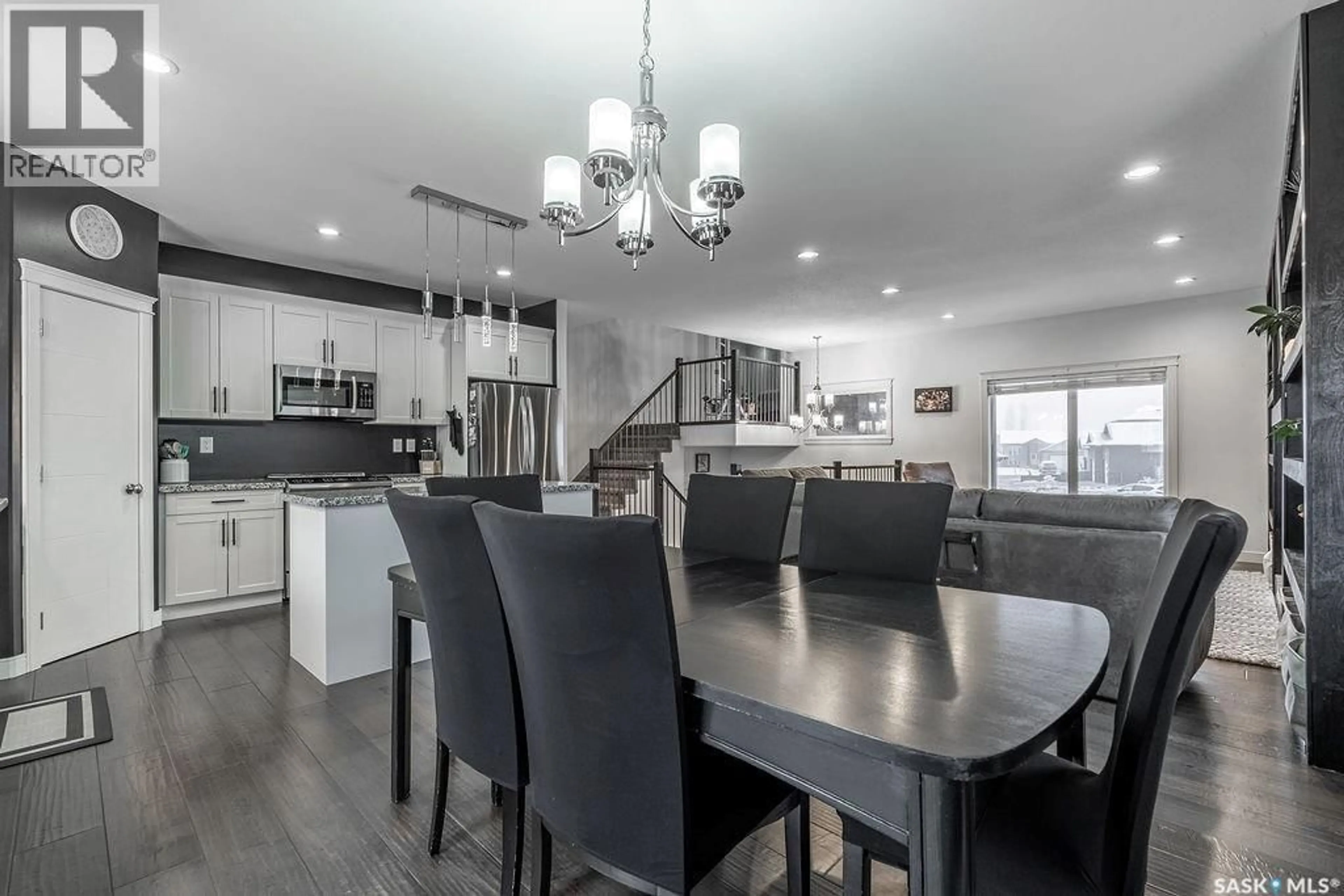 Open concept kitchen, unknown for 712 MAPLE COURT, Warman Saskatchewan S0K4S2