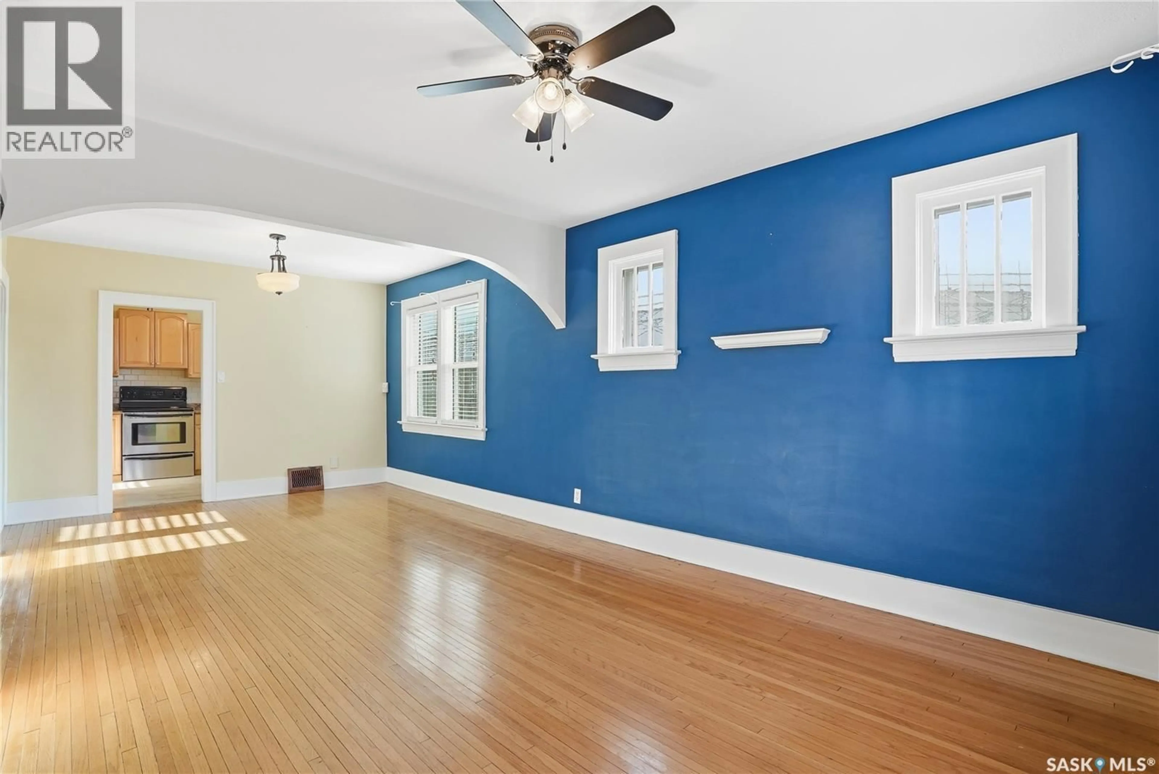 A pic of a room for 1214 B AVENUE, Saskatoon Saskatchewan S7L1G3