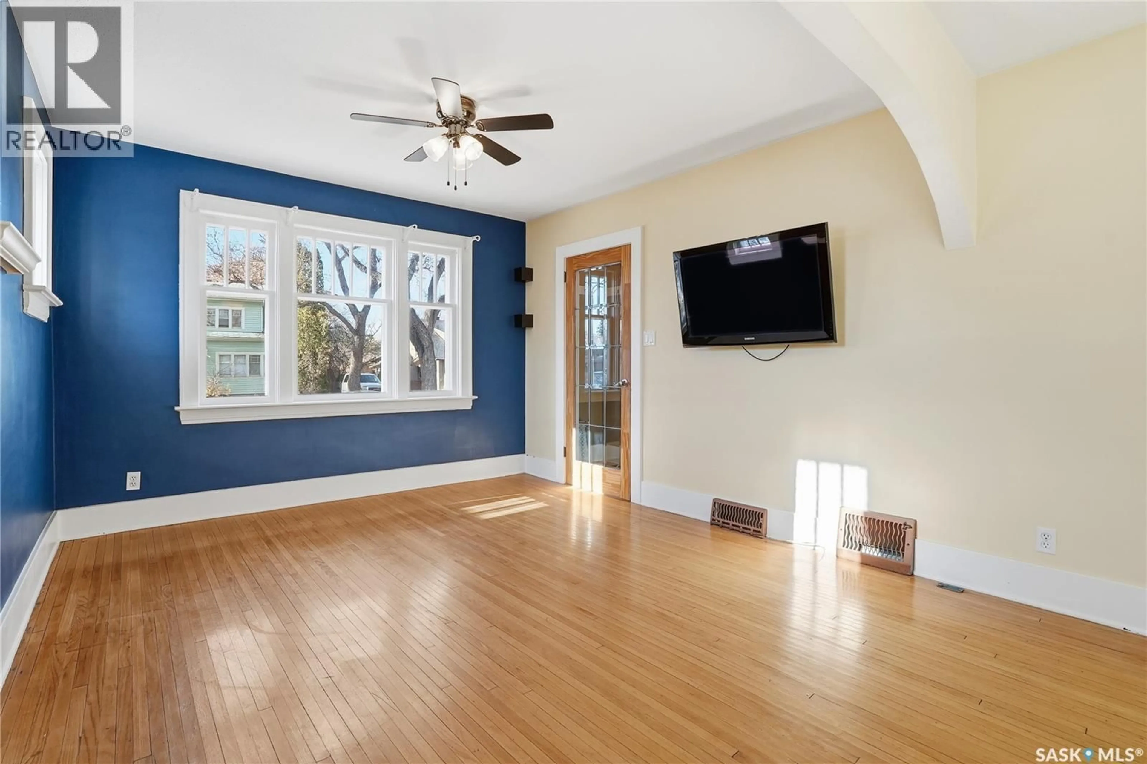 Unknown for 1214 B AVENUE, Saskatoon Saskatchewan S7L1G3