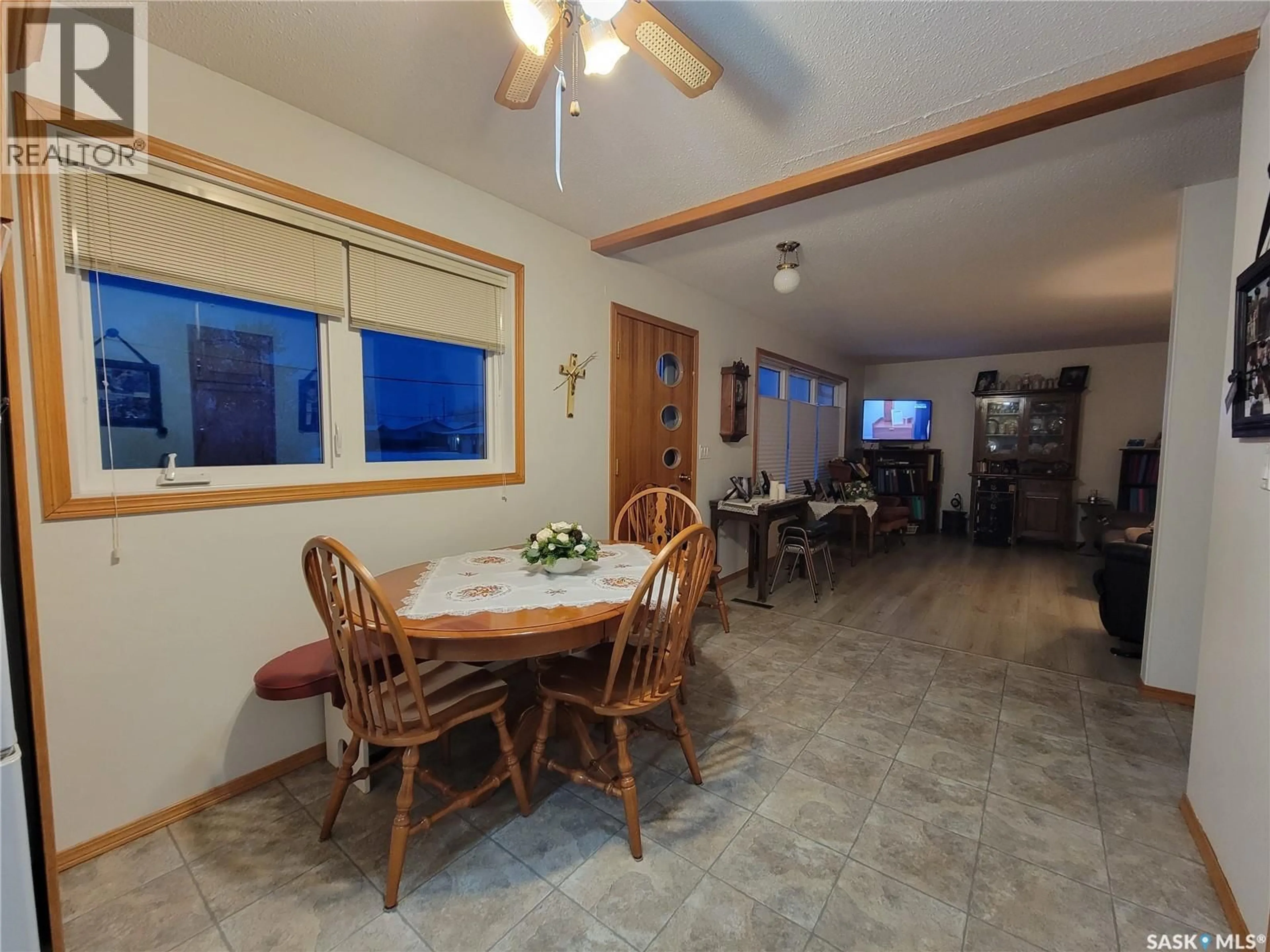 Dining room, ceramic/tile floor for 4920 EXPRESS AVENUE, Macklin Saskatchewan S0L2C0