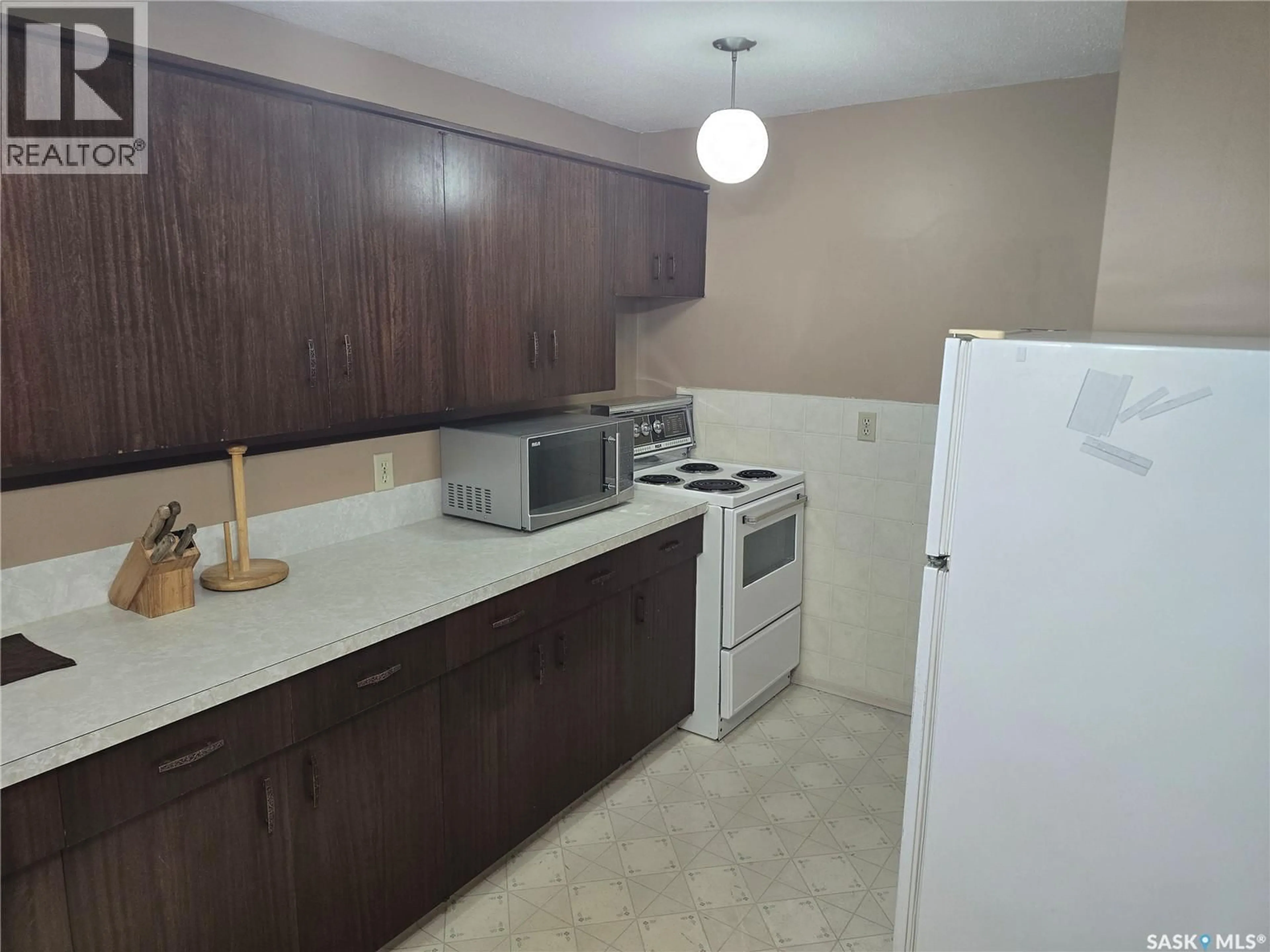 Standard kitchen, unknown for ABCD - 201 KING STREET, Punnichy Saskatchewan S0A3C0