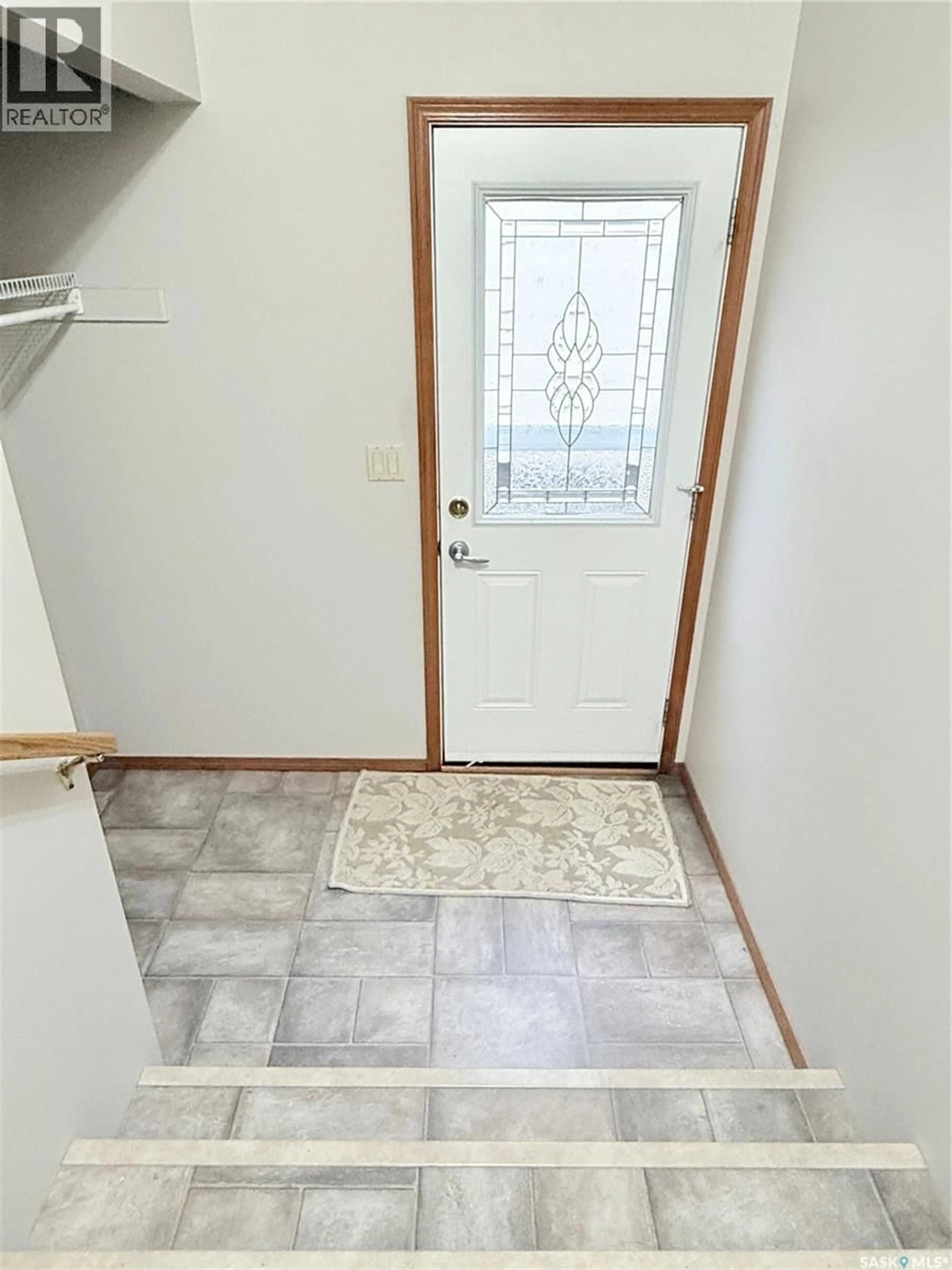 Indoor entryway for 26 JUBILEE CRESCENT, Melville Saskatchewan S0A2P0