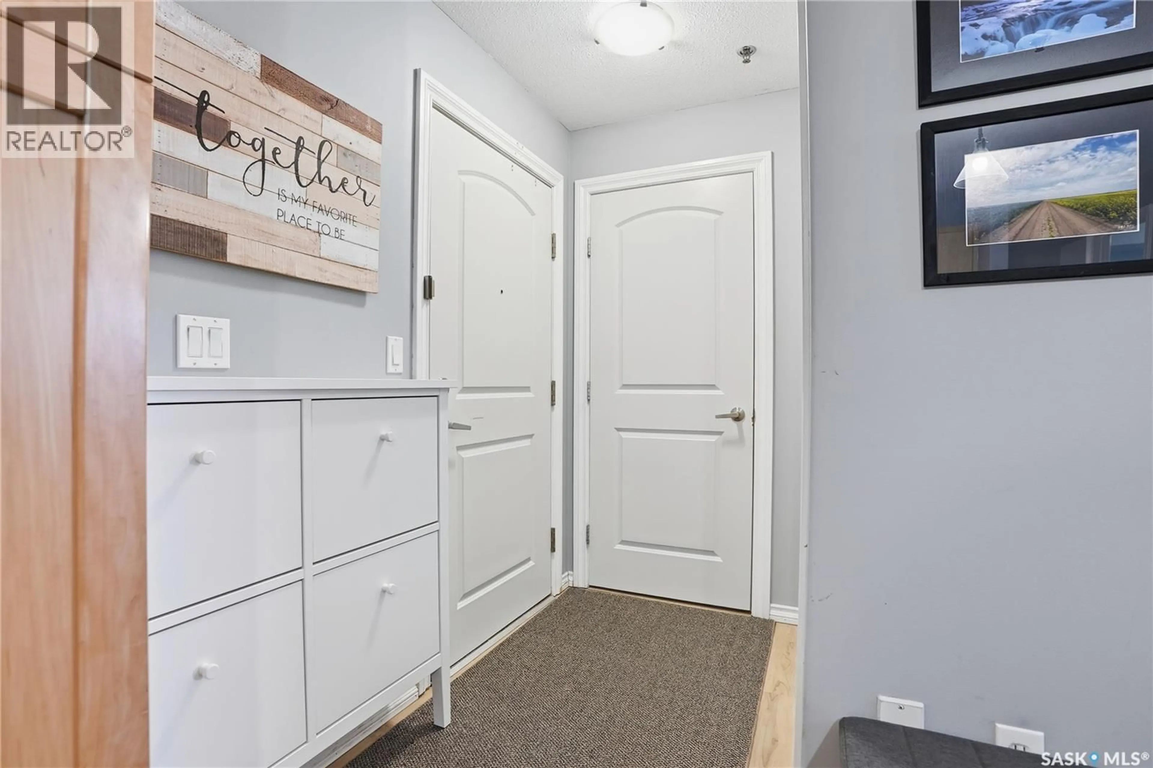 Indoor entryway for 101 326 HEROLD ROAD, Saskatoon Saskatchewan S7V0A2