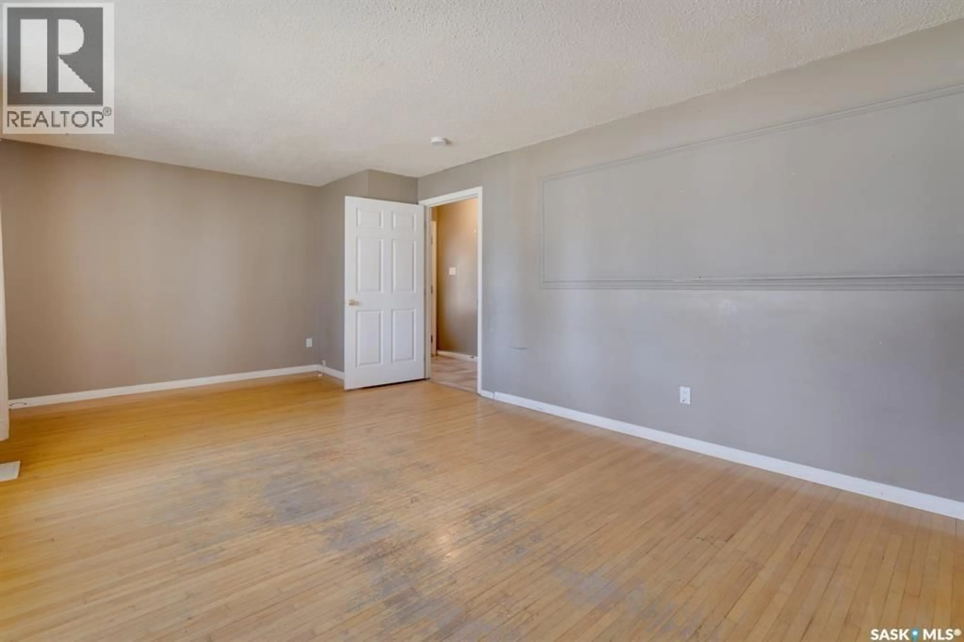 A pic of a room for 2 DEERGROVE CRESCENT, Regina Saskatchewan S4S5L9