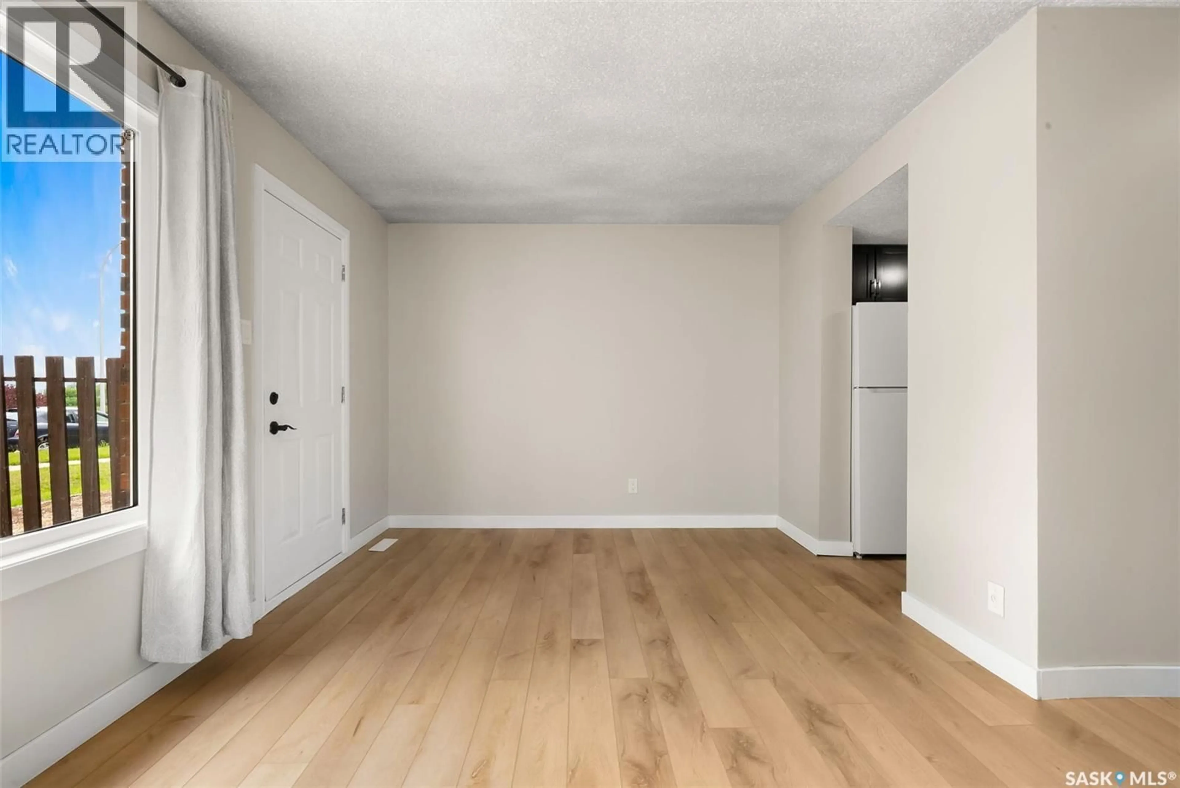 A pic of a room for 3814 CASTLE ROAD, Regina Saskatchewan S4S6M7