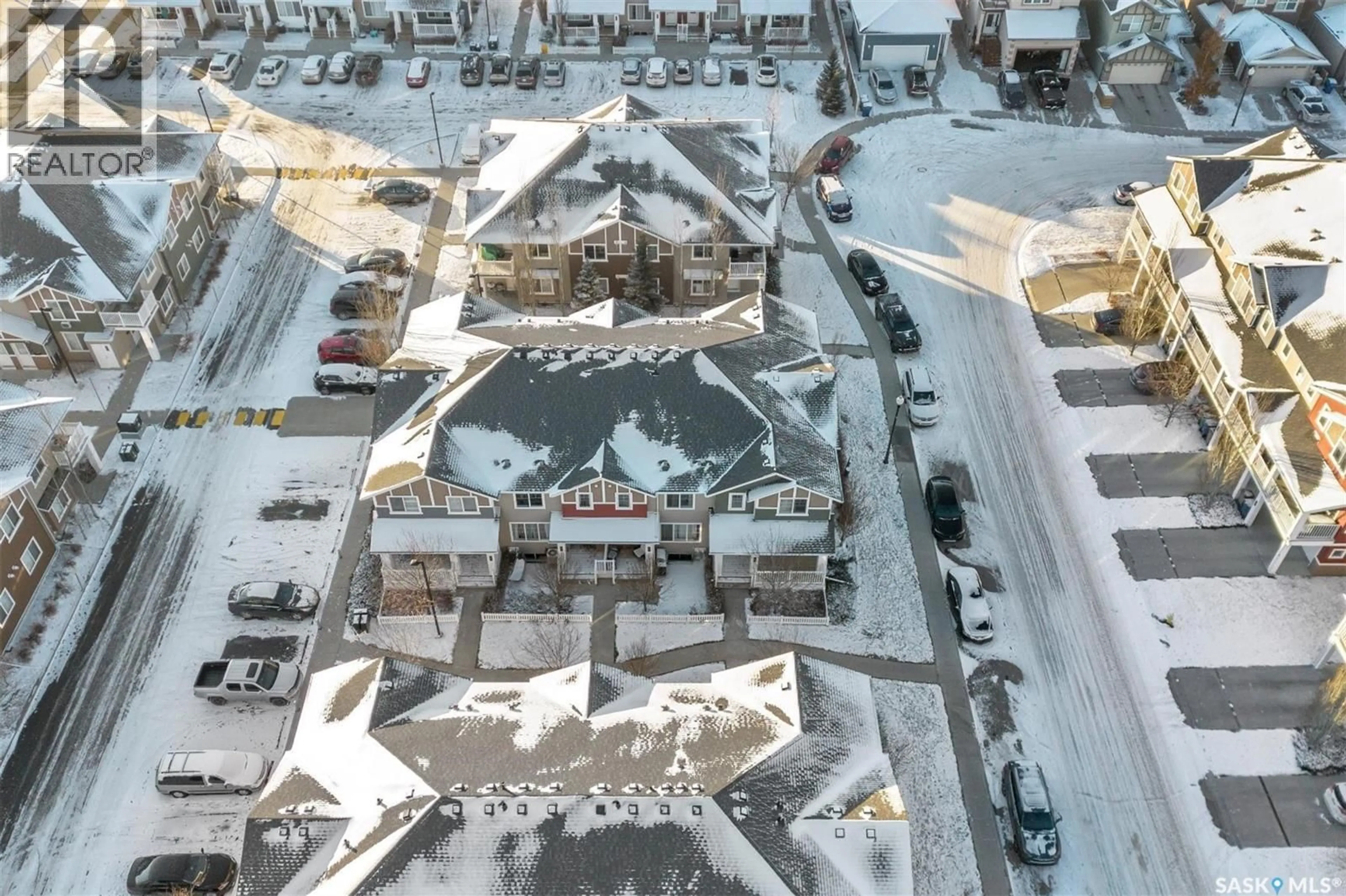 A pic from outside/outdoor area/front of a property/back of a property/a pic from drone, street for 39 - 5702 GORDON ROAD, Regina Saskatchewan S4W0M1