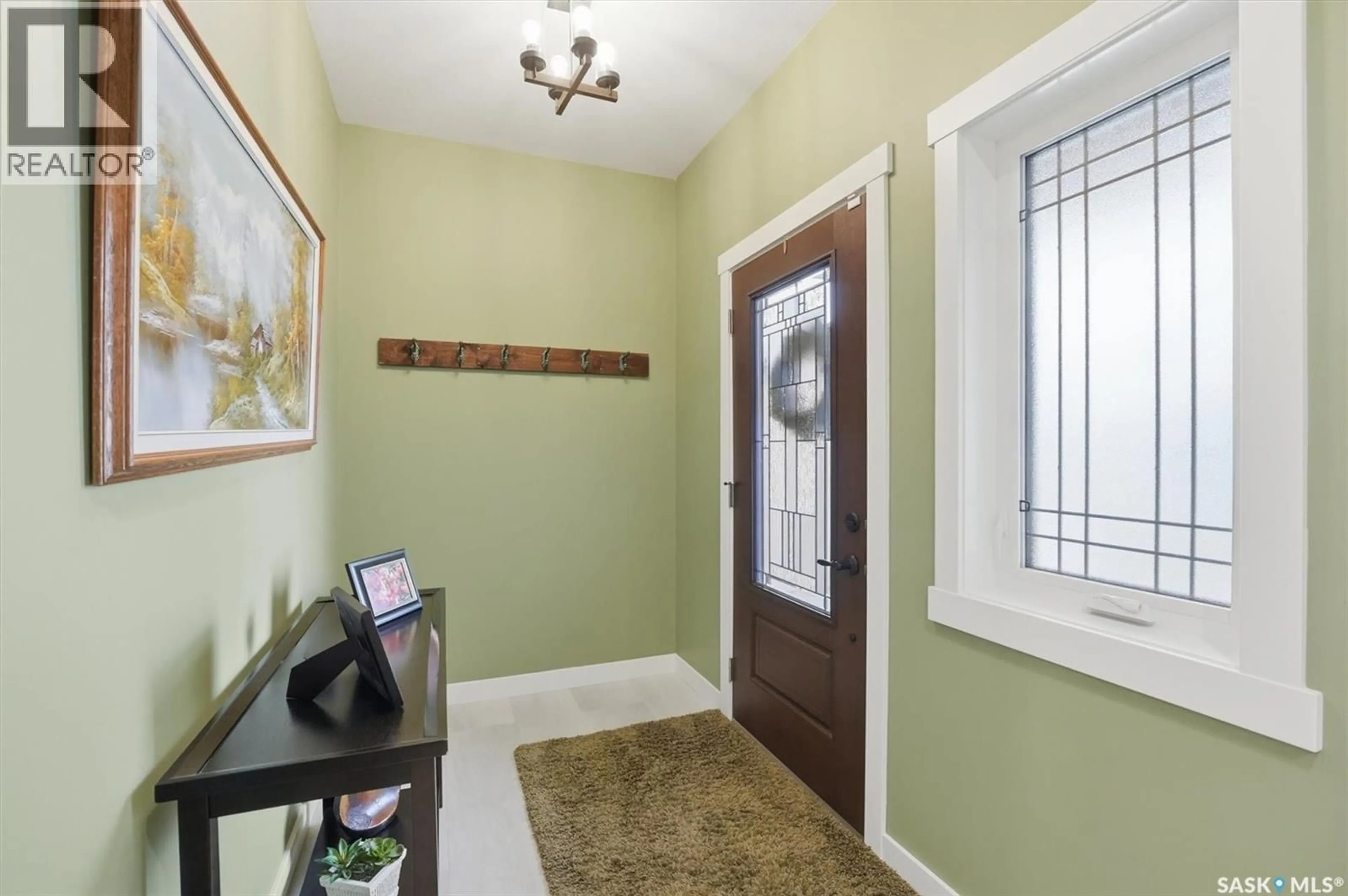 Indoor entryway for 132 FORSEY AVENUE, Saskatoon Saskatchewan S7W0Z6