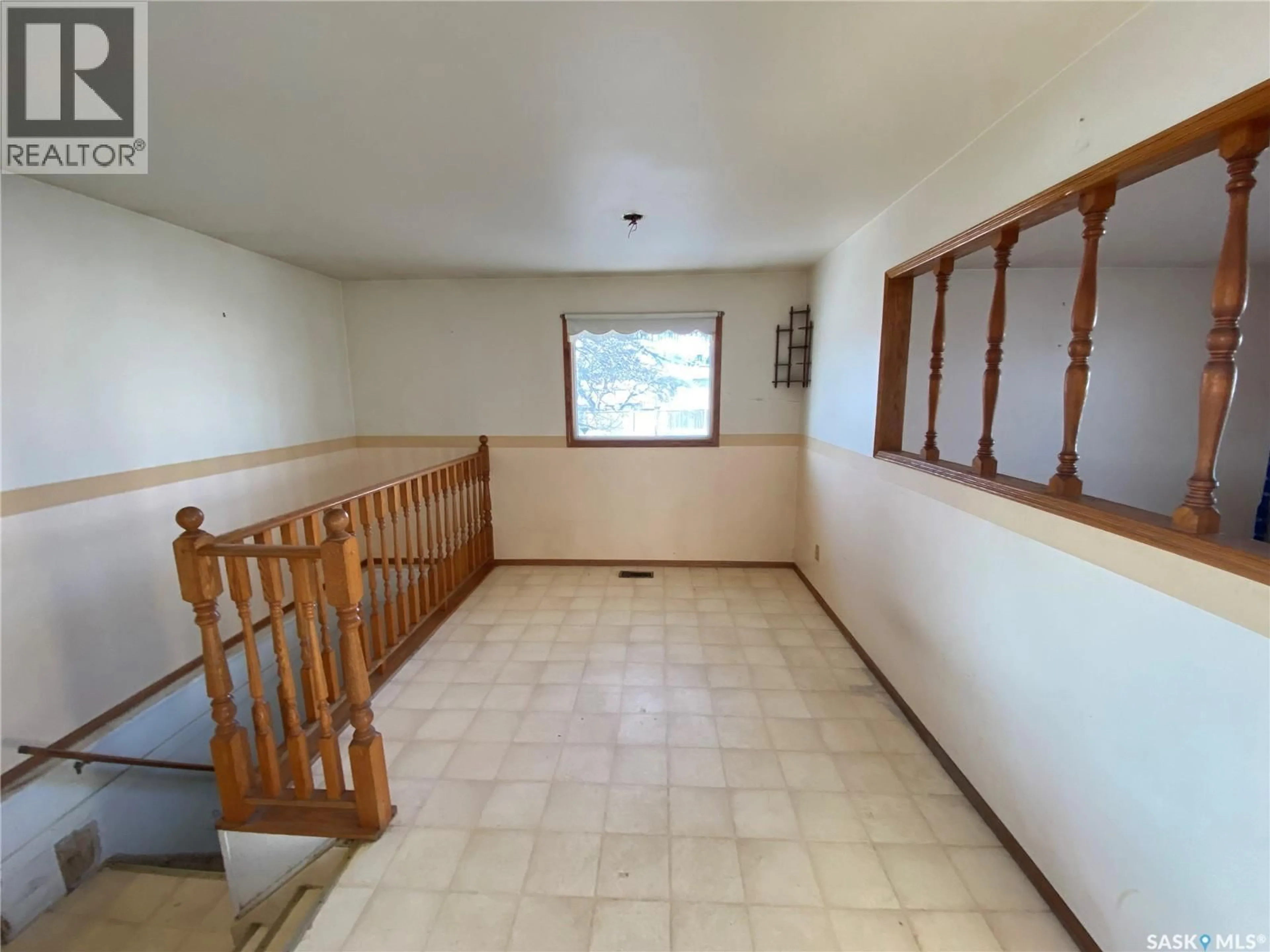 A pic of a room for 3123 6TH AVENUE, Regina Saskatchewan S4R0P3