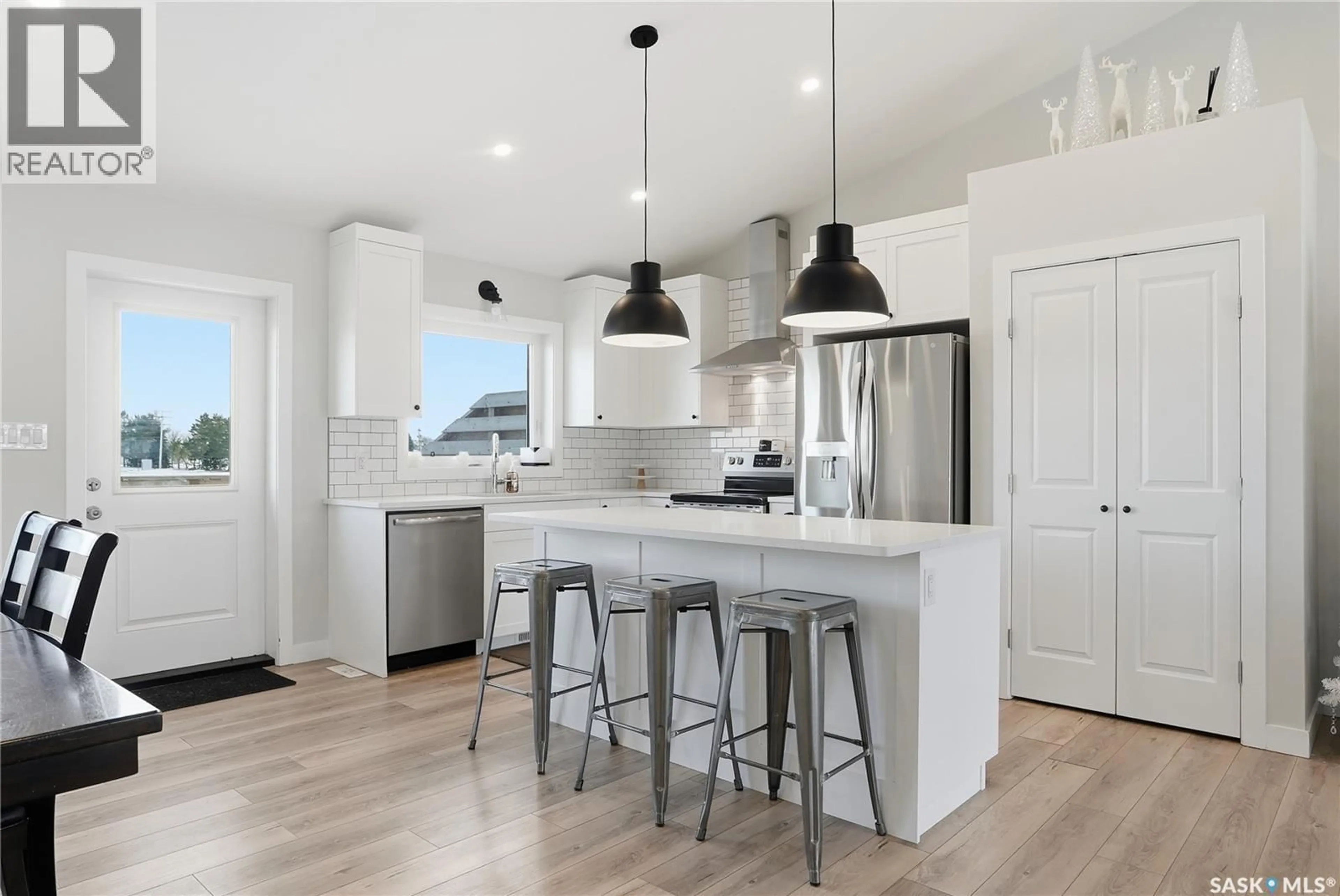 Open concept kitchen, unknown for 95 DIEFENBAKER AVENUE, Hague Saskatchewan S0K1X0