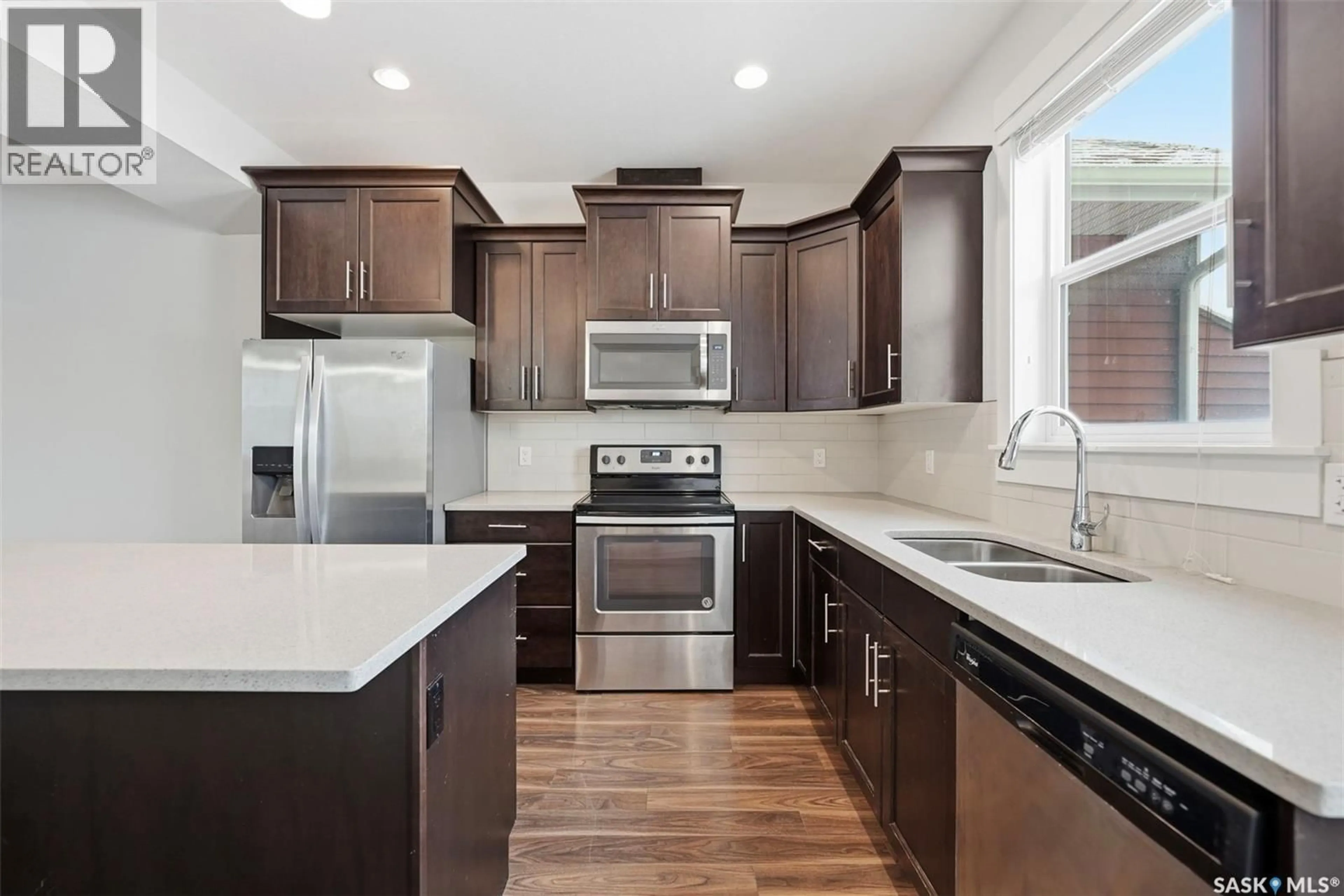 Open concept kitchen, unknown for 8 900 ST ANDREWS LANE, Warman Saskatchewan S0K4S4