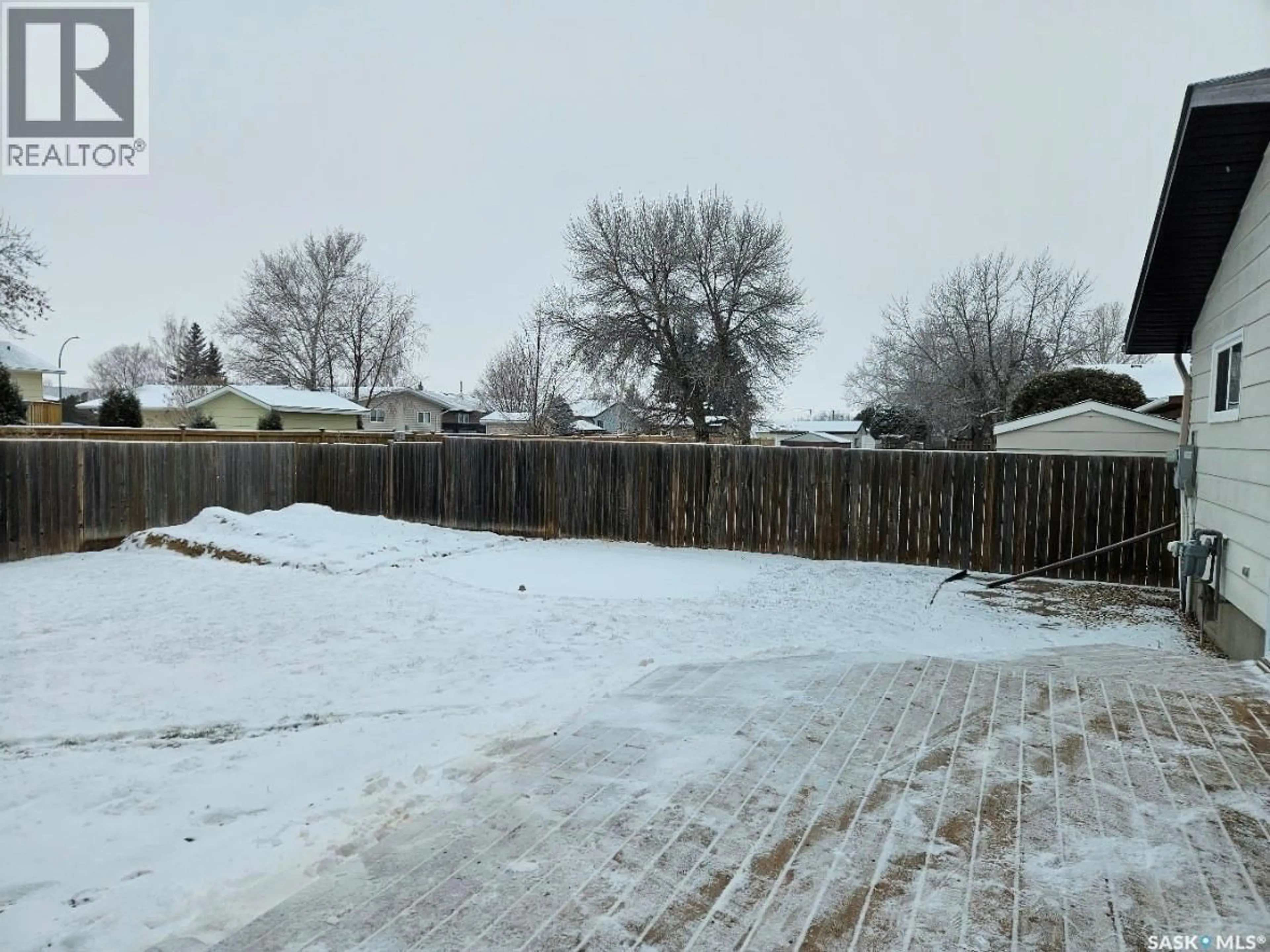 A pic from outside/outdoor area/front of a property/back of a property/a pic from drone, street for 1111 CENTENNIAL WAY, Humboldt Saskatchewan S0K2A0