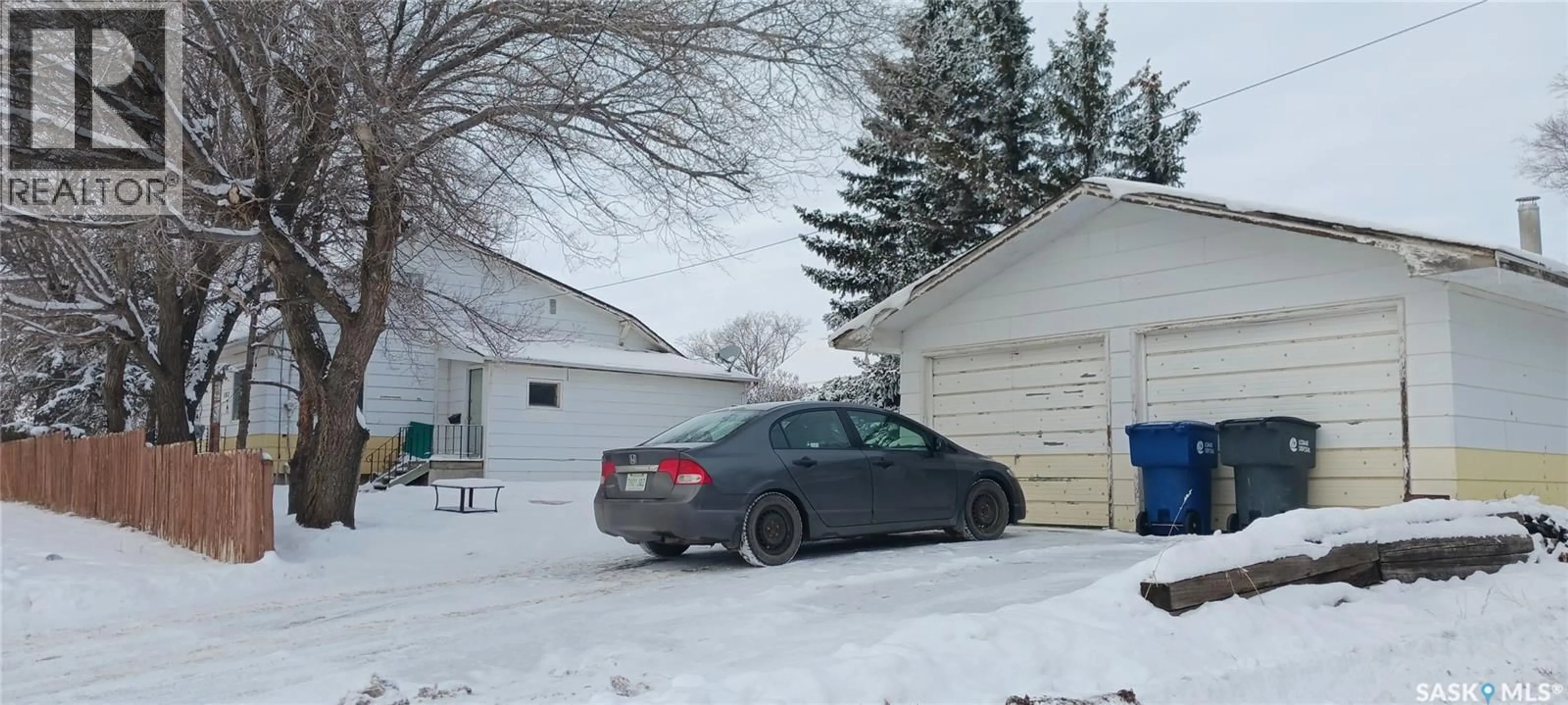 Unknown for 102 1ST AVENUE, Coronach Saskatchewan S0H0Z0