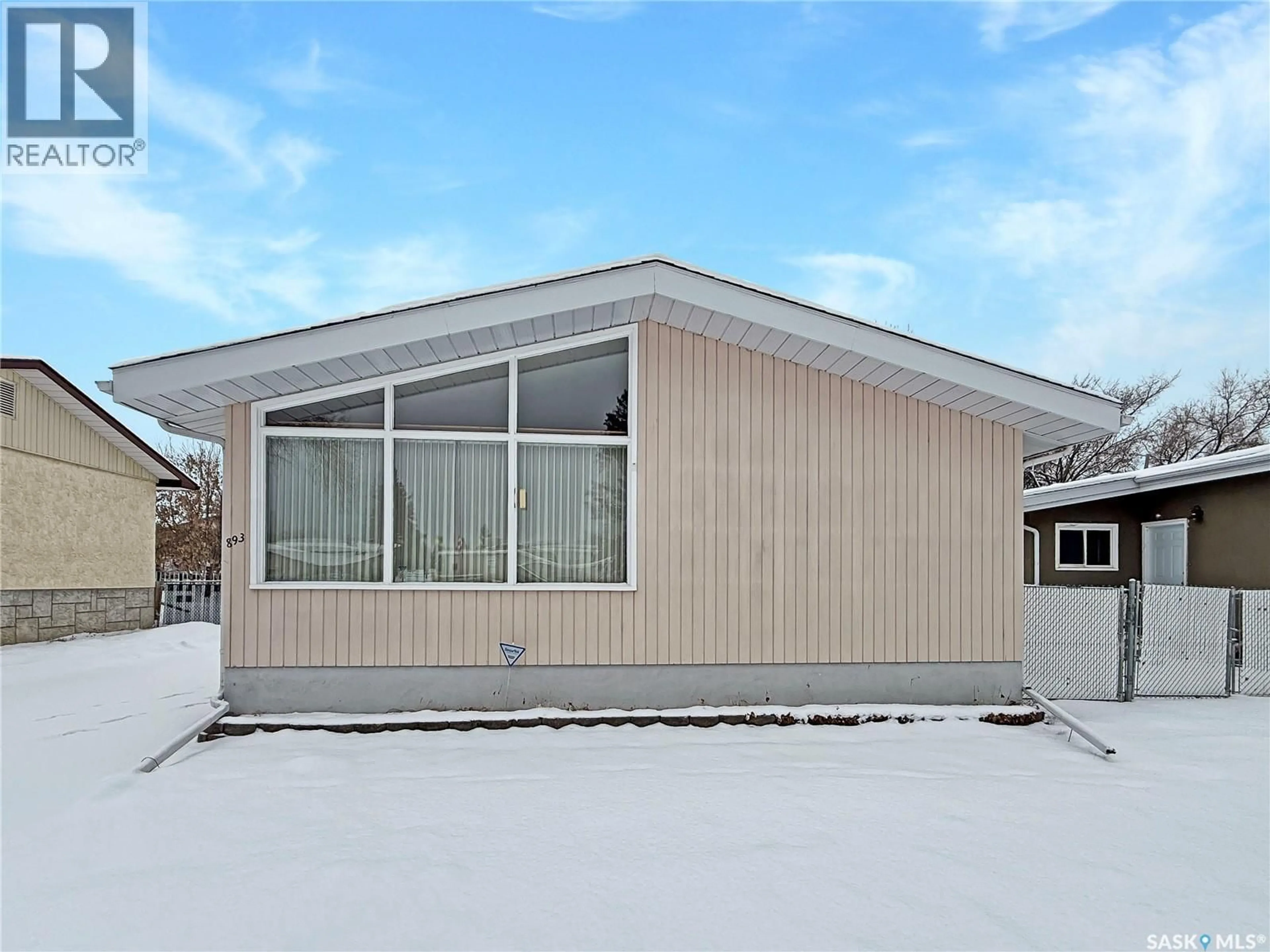 Home with vinyl exterior material, unknown for 893 22ND STREET, Prince Albert Saskatchewan S6V1N9