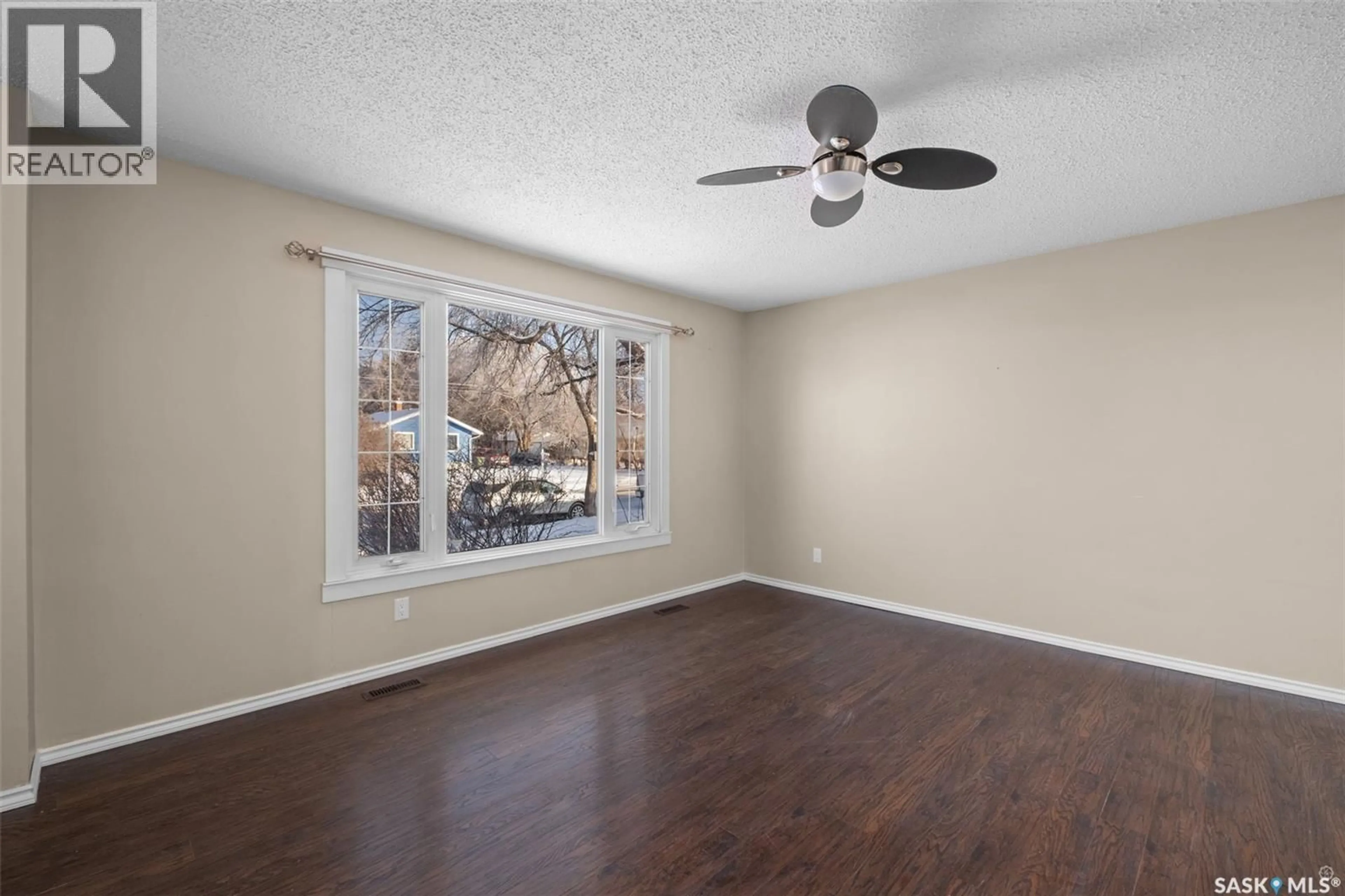 A pic of a room for 867 7TH STREET, Prince Albert Saskatchewan S6V6T3