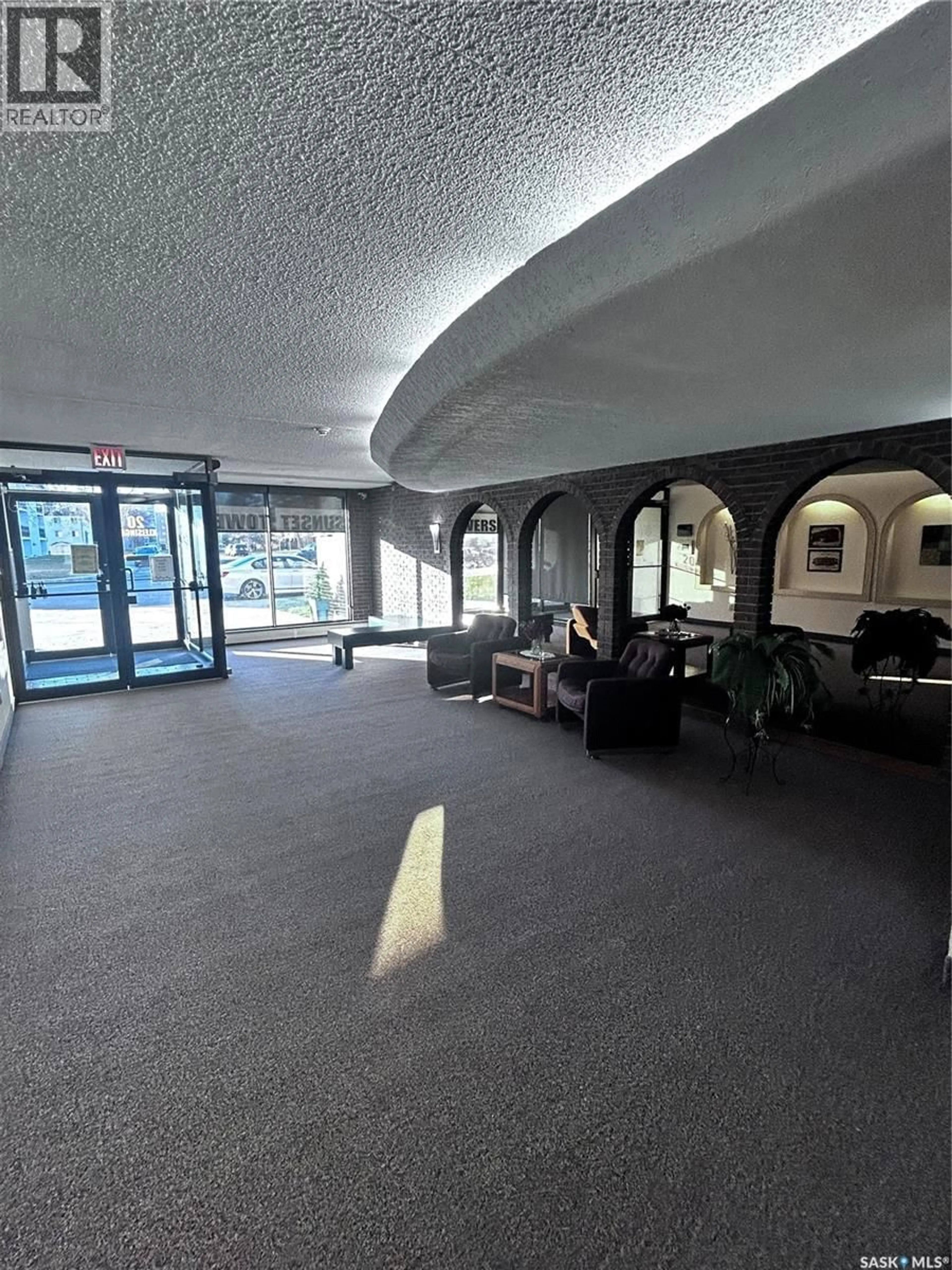 Lobby for 610 20 KLEISINGER CRESCENT, Regina Saskatchewan S4R7M3
