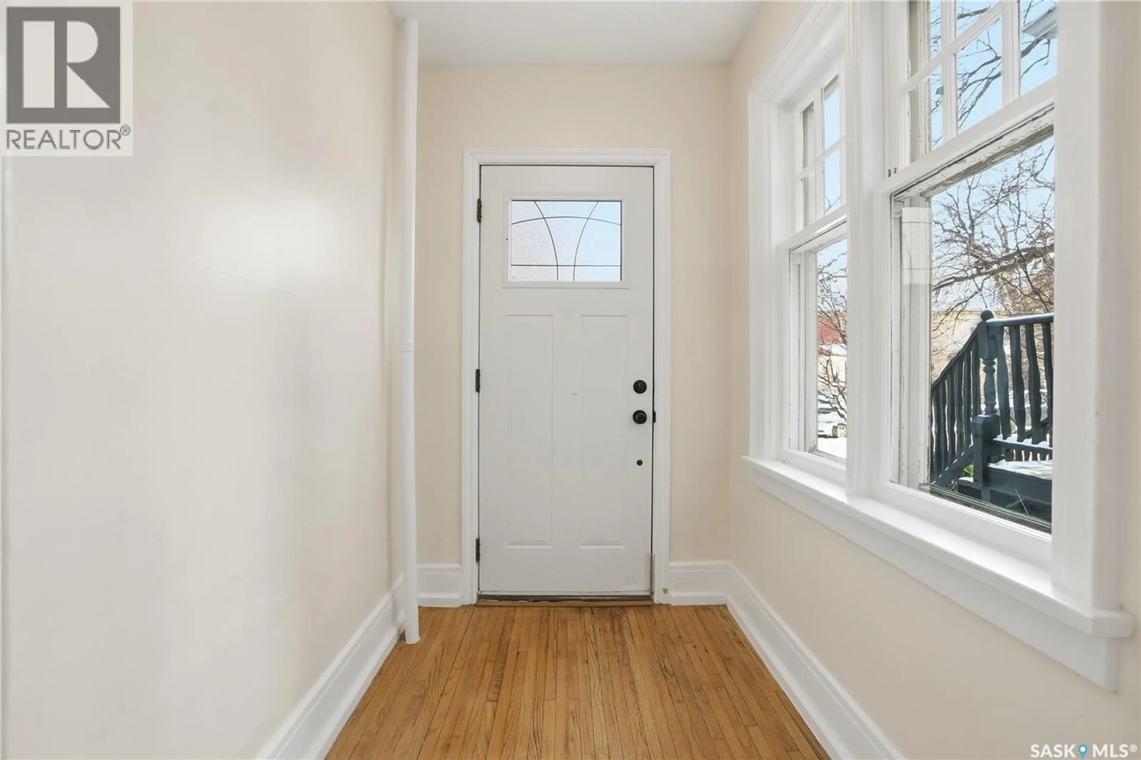 Indoor entryway for 2156 OSLER STREET, Regina Saskatchewan S4P1W6