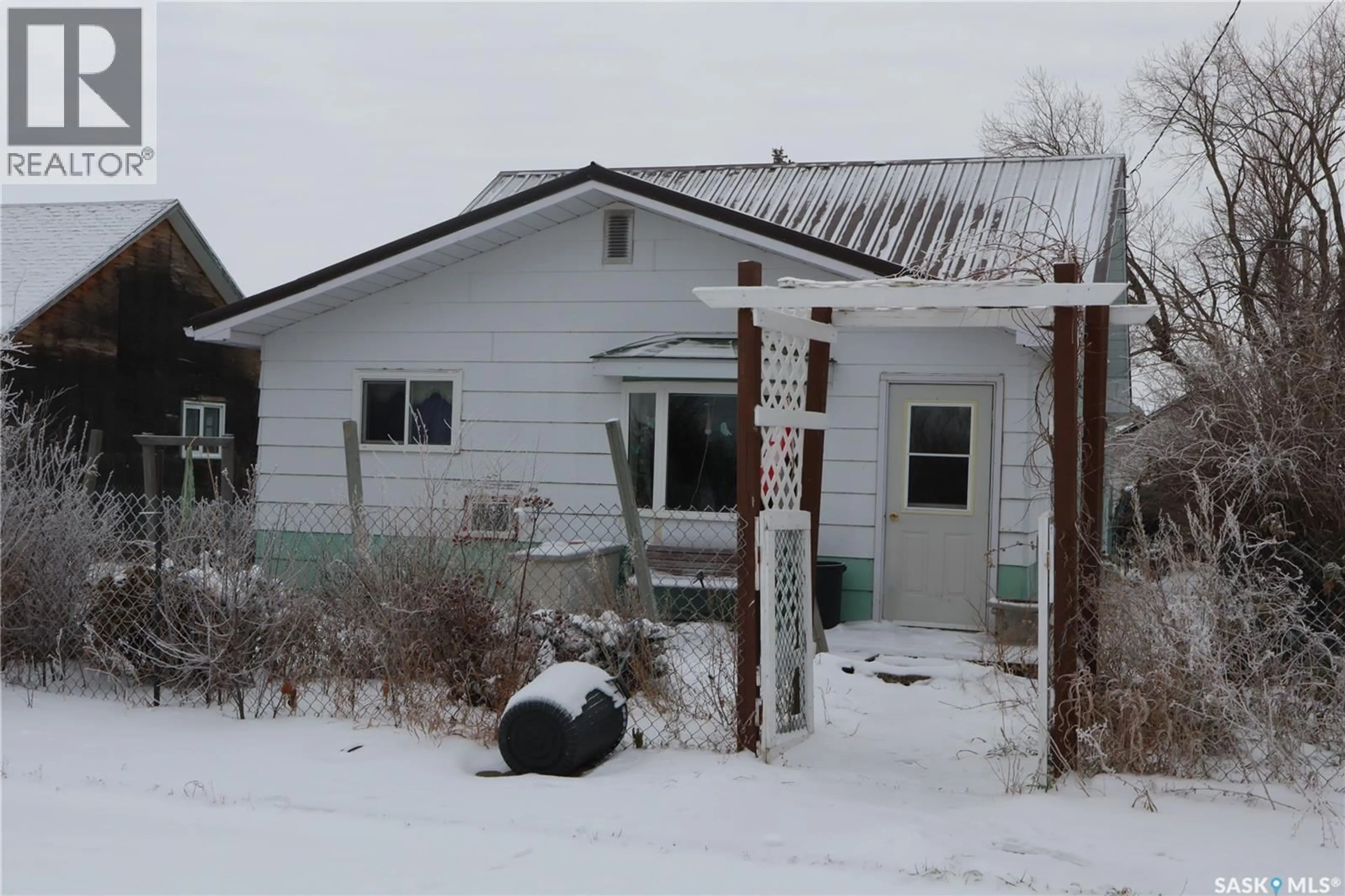 Shed for 210 1ST AVENUE, Sutton Rm No. 103 Saskatchewan S0H1X0