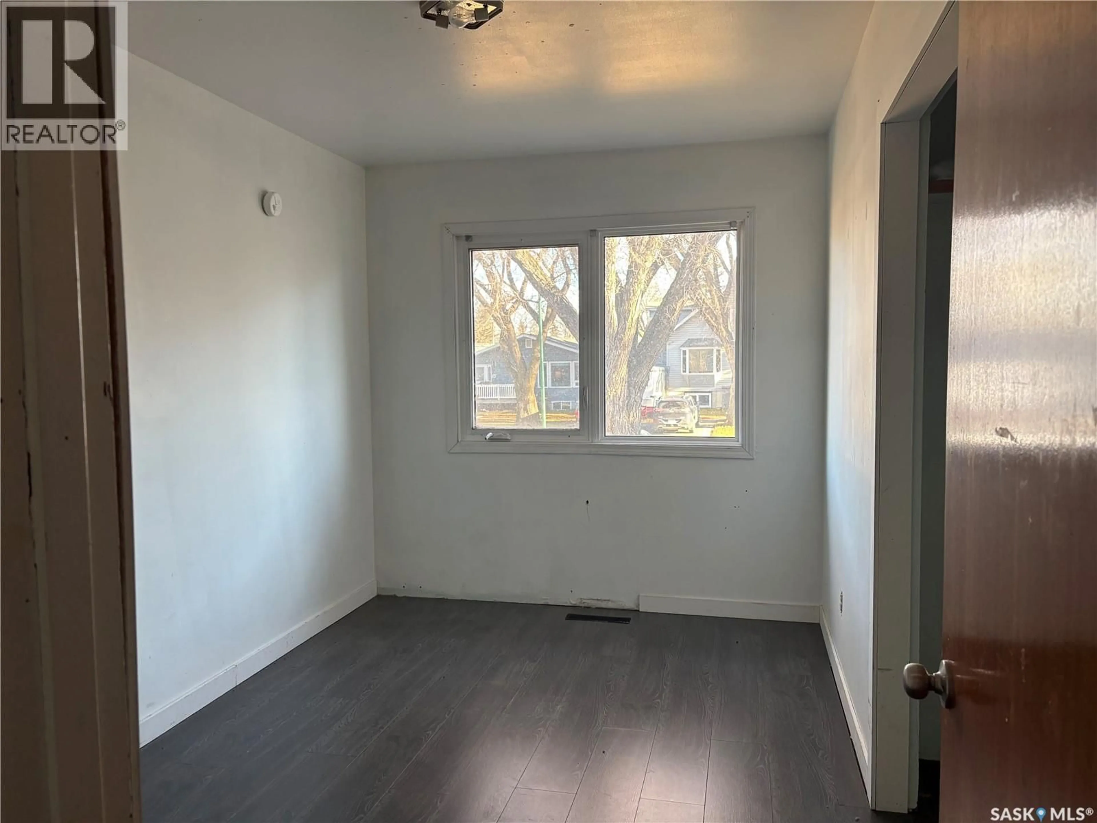 A pic of a room for 2410 MELROSE AVENUE, Saskatoon Saskatchewan S7J0V5