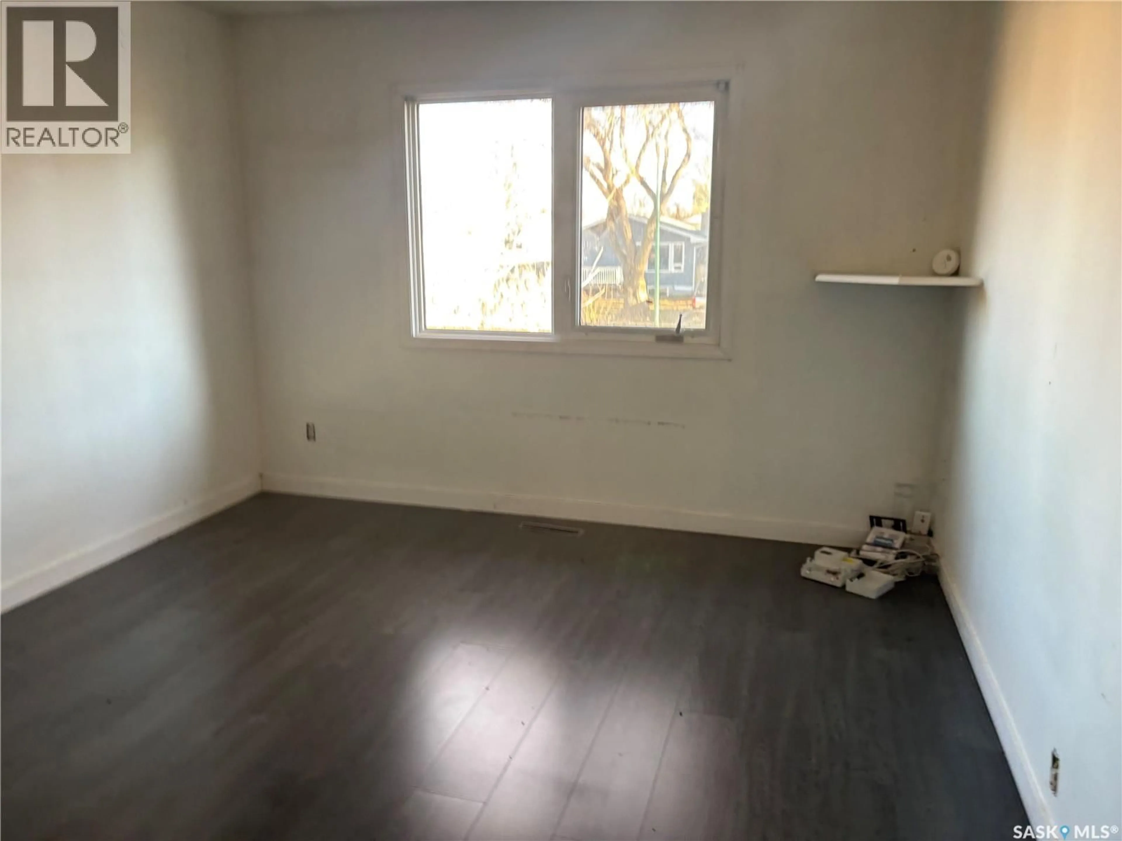 A pic of a room for 2410 MELROSE AVENUE, Saskatoon Saskatchewan S7J0V5