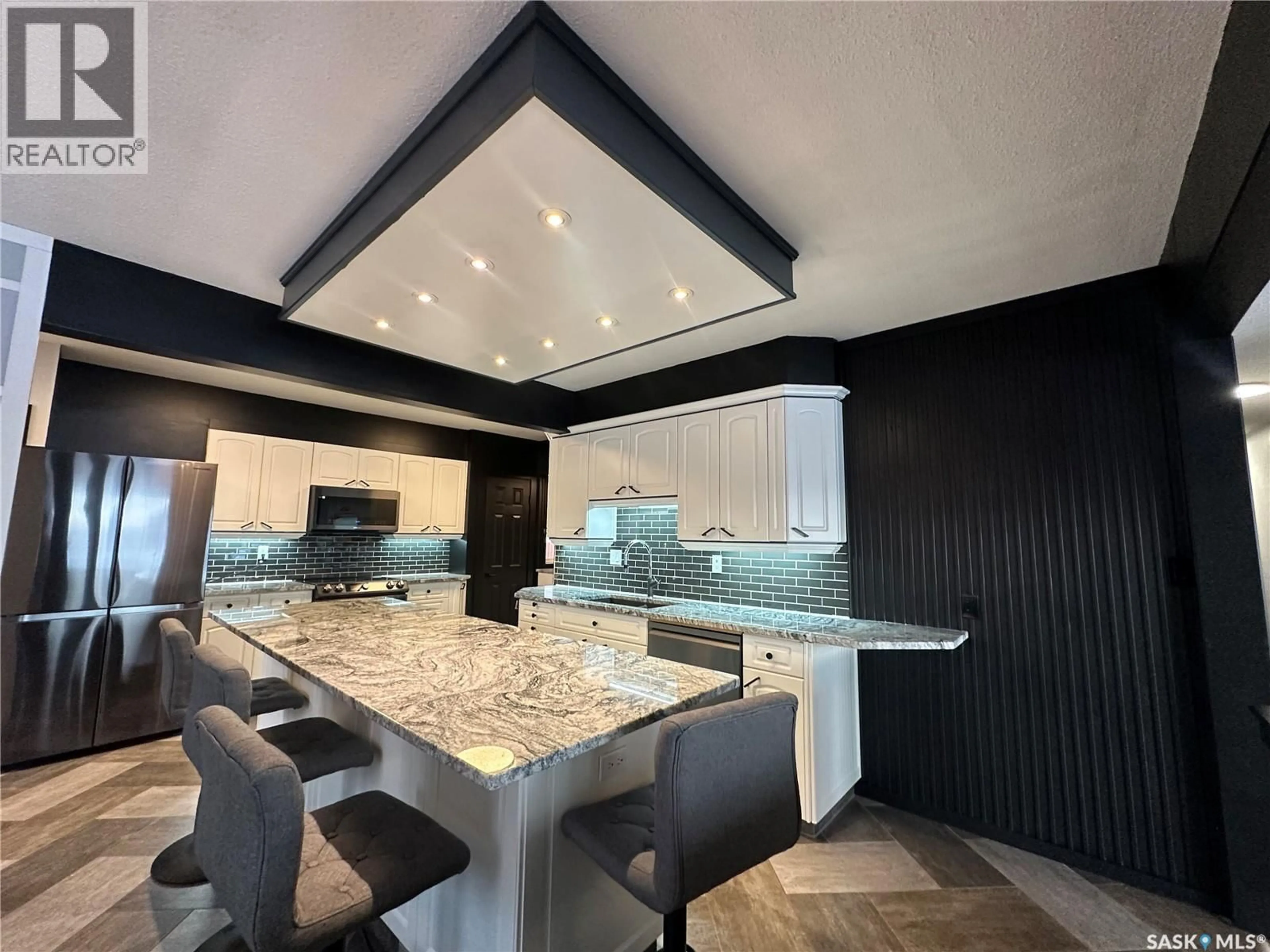 Contemporary kitchen, ceramic/tile floor for 801 5TH AVENUE, Whitewood Saskatchewan S0G5C0