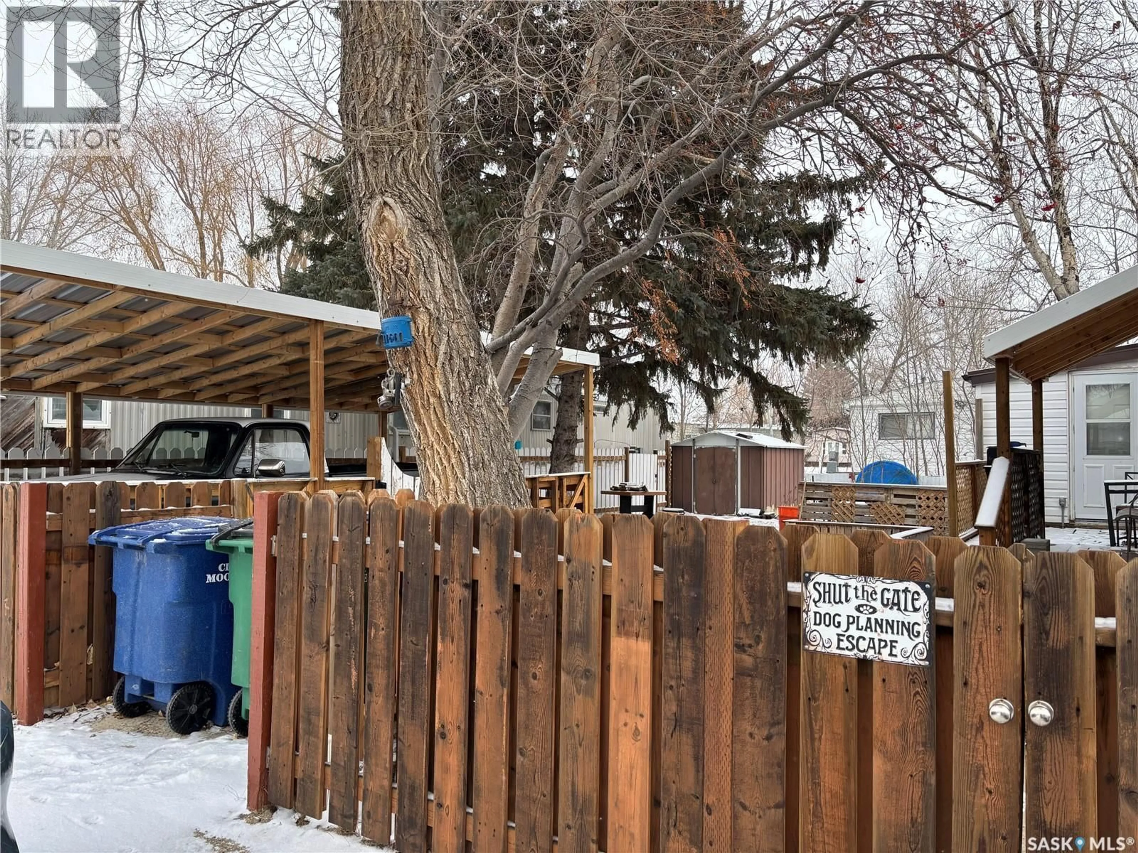 Unknown for B17 - 1455 9TH AVENUE, Moose Jaw Saskatchewan S6J1C6