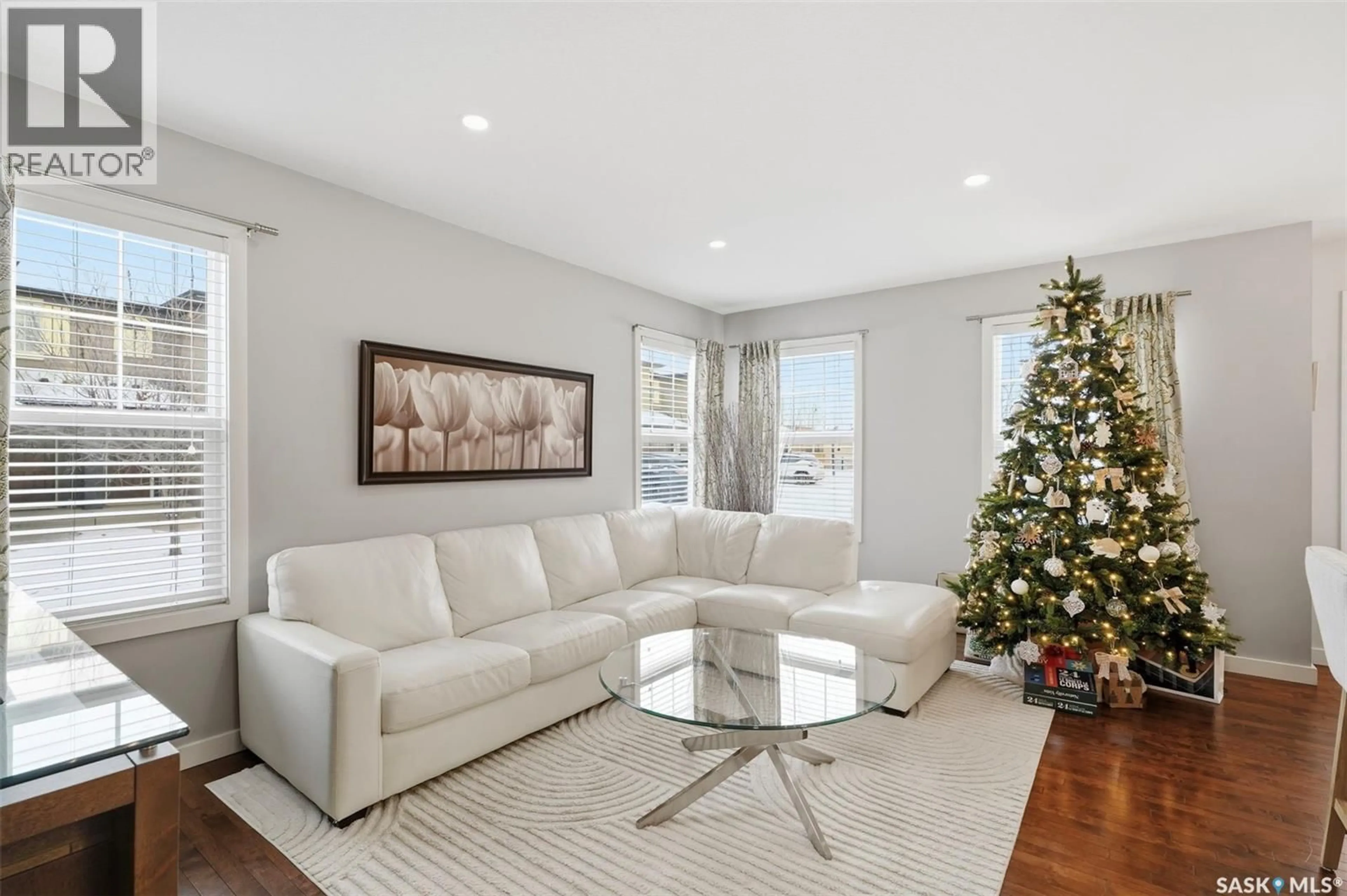 Living room with furniture, unknown for 213 455 REMPEL LANE, Saskatoon Saskatchewan S7T0R9