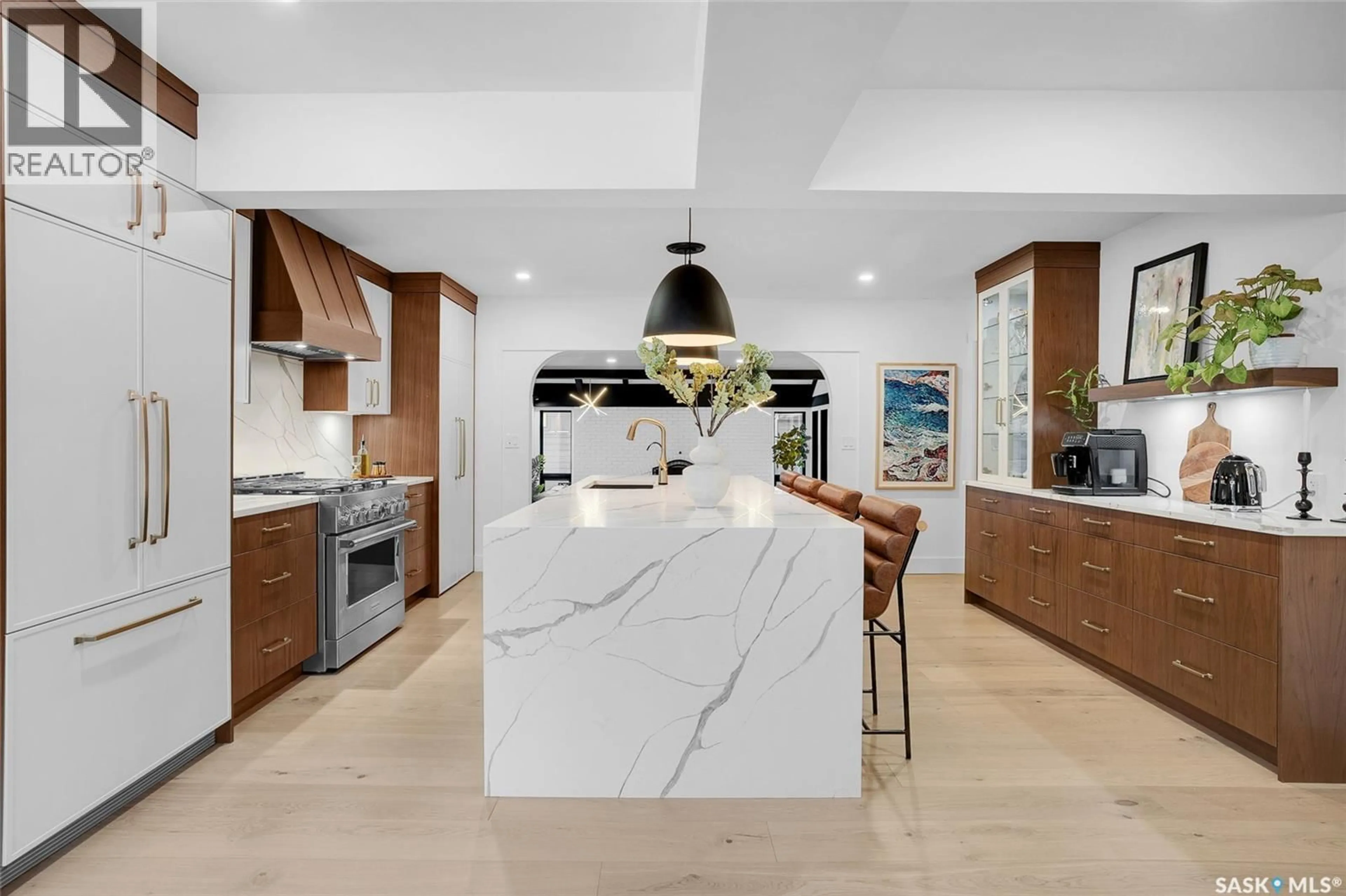 Open concept kitchen, ceramic/tile floor for 1407 13TH STREET, Saskatoon Saskatchewan S7H0C7