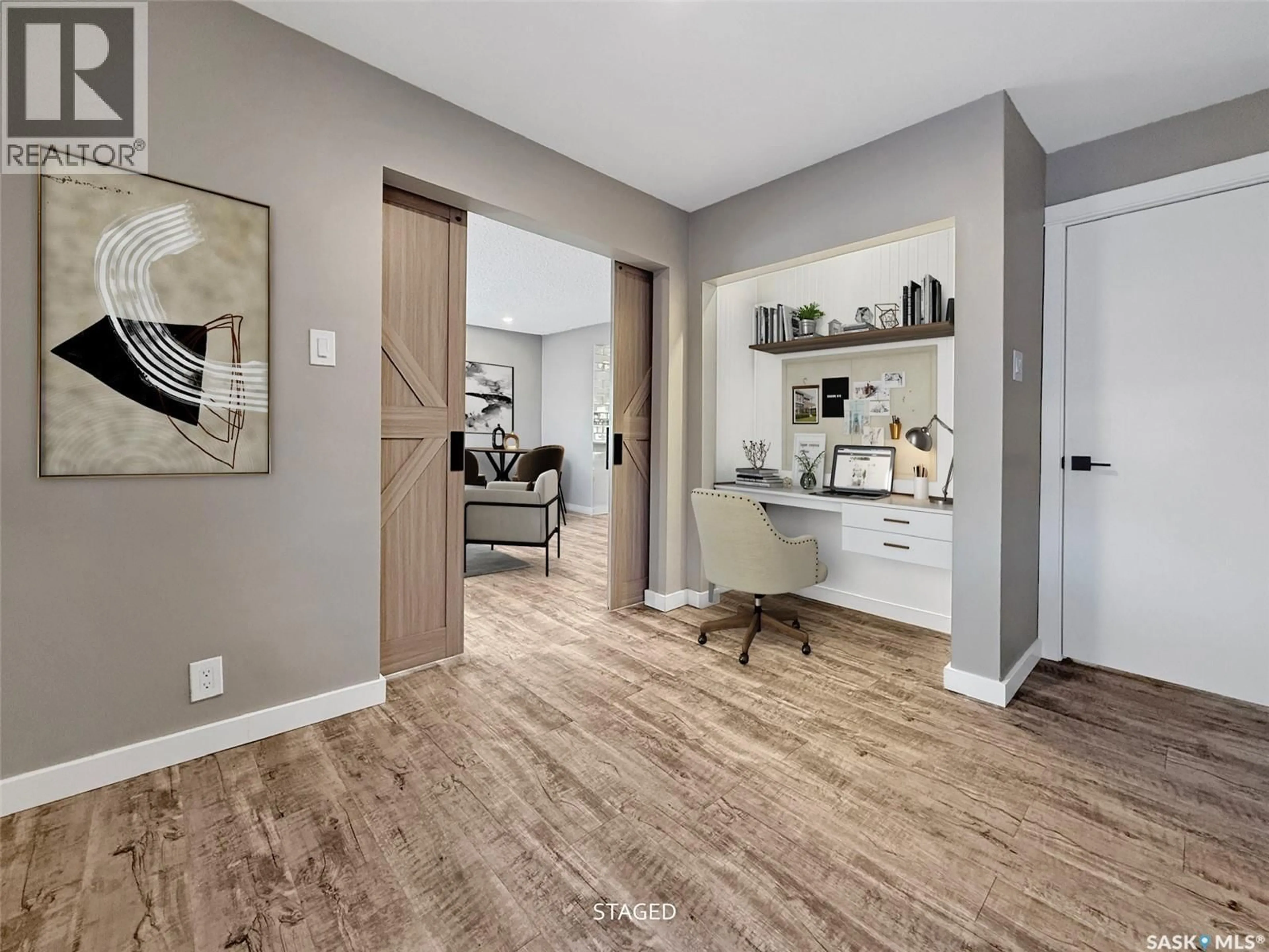 Indoor entryway for 634 5TH AVENUE, Swift Current Saskatchewan S9H0X4