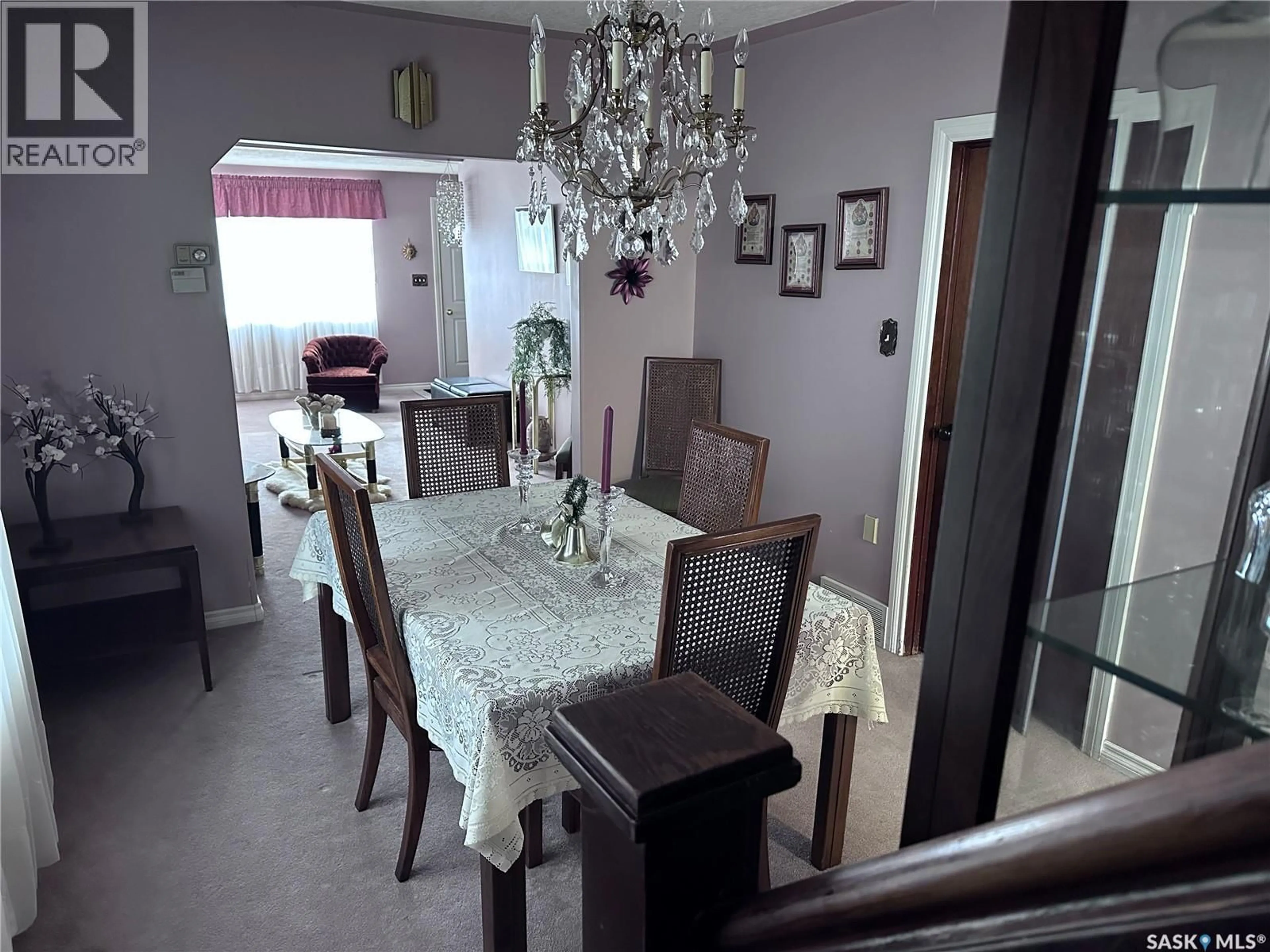 Dining room, unknown for 1925 ATHOL STREET, Regina Saskatchewan S4T3E4