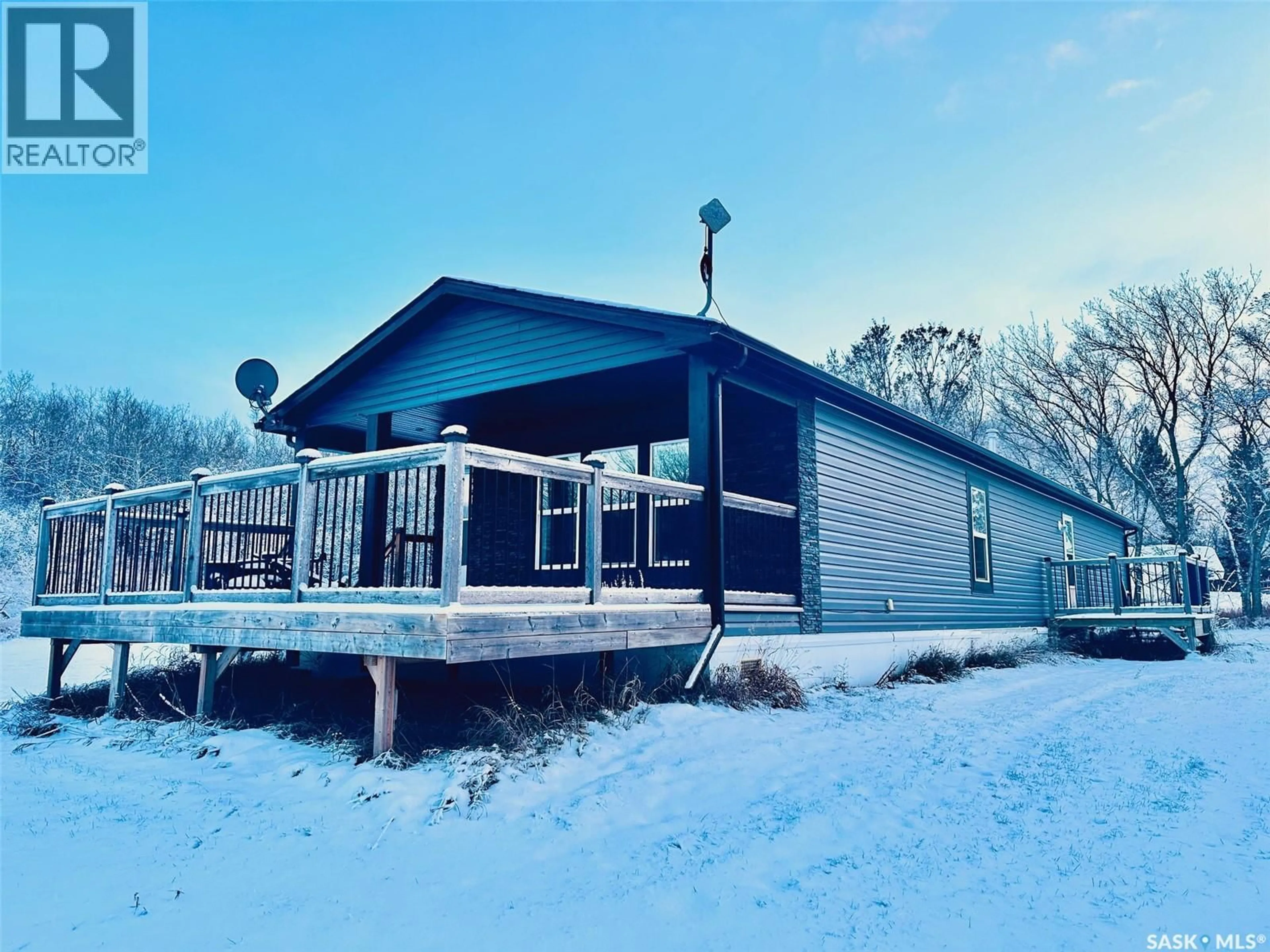 A pic from outside/outdoor area/front of a property/back of a property/a pic from drone, building for BATTLE RIVER ACREAGE, Battle River Rm No. 438 Saskatchewan S0M0E0
