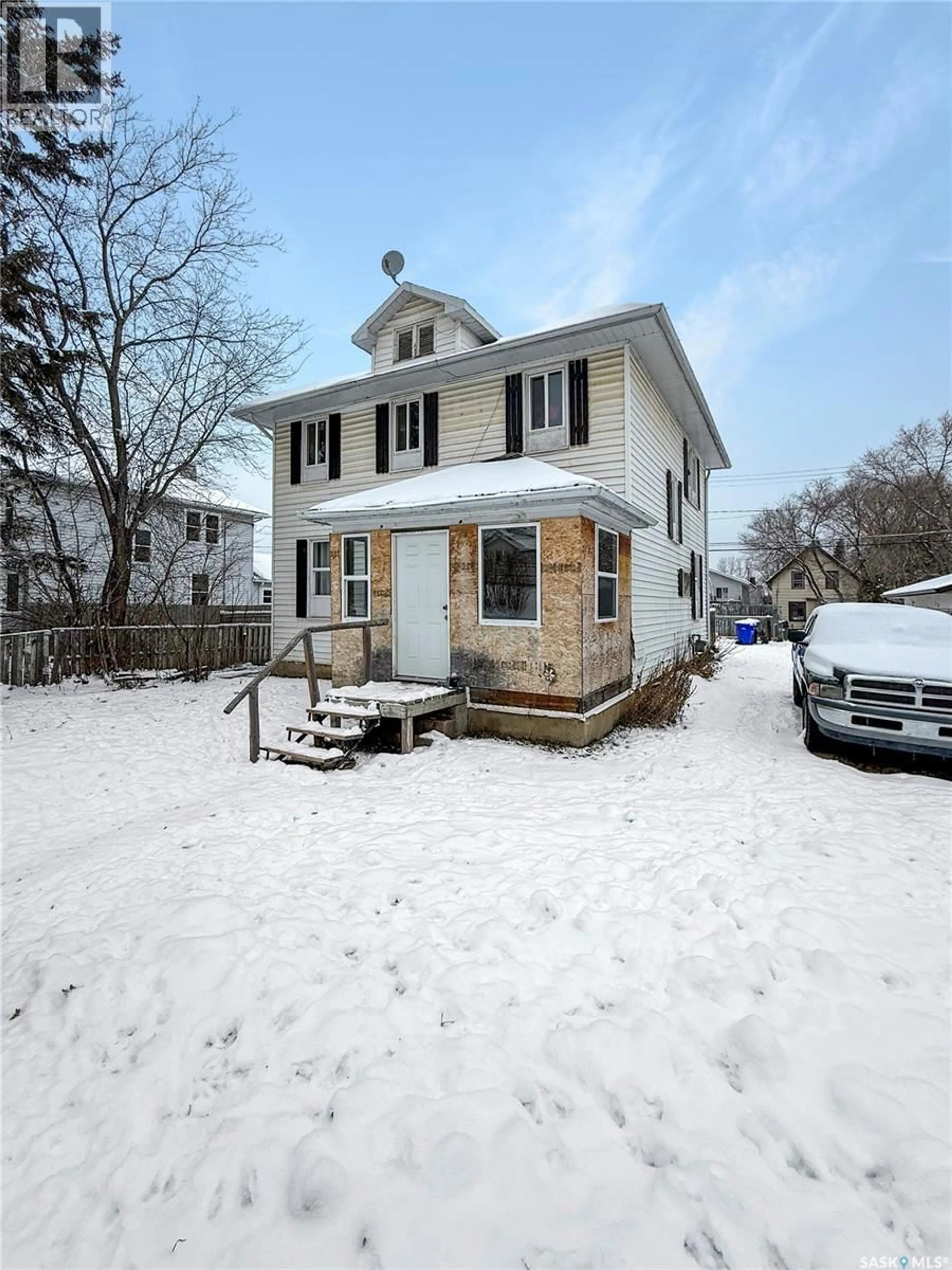 Unknown for 538 13TH STREET, Prince Albert Saskatchewan S6V3G7