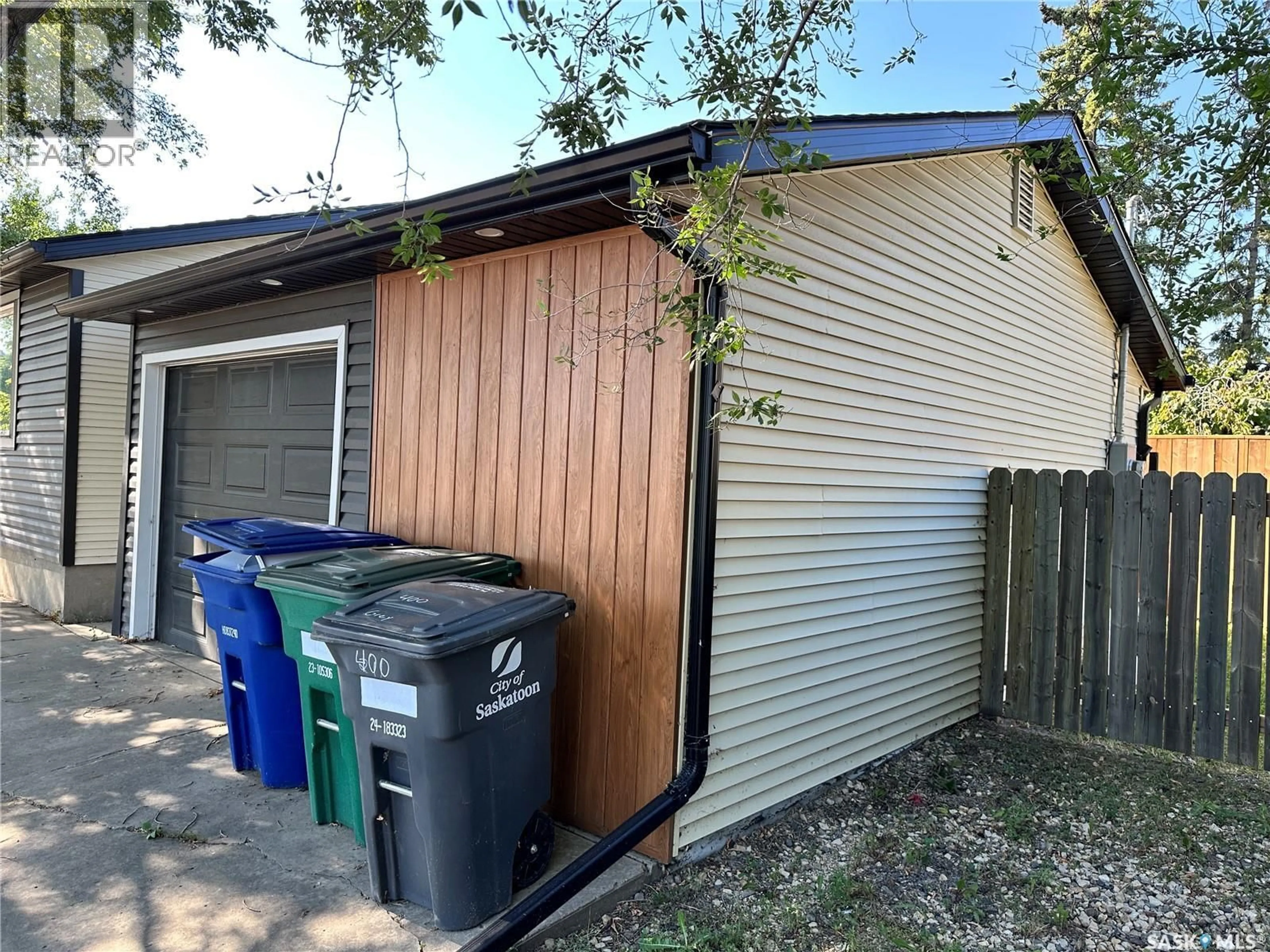 Shed for 400 GRAY AVENUE, Saskatoon Saskatchewan S7N2H9