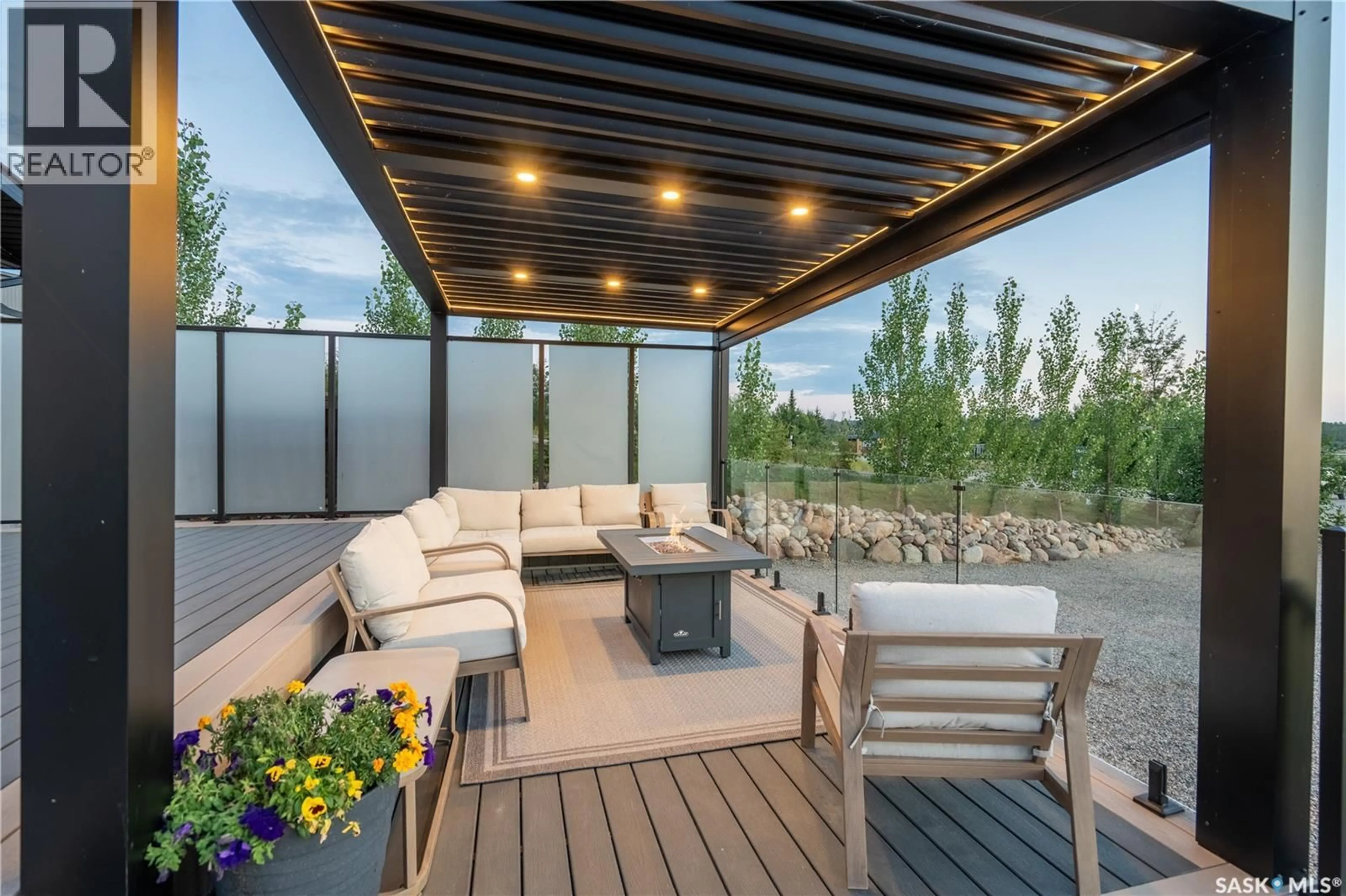 Patio, unknown for 801 SPRUCE STREET, Goodsoil Saskatchewan S0M1A0