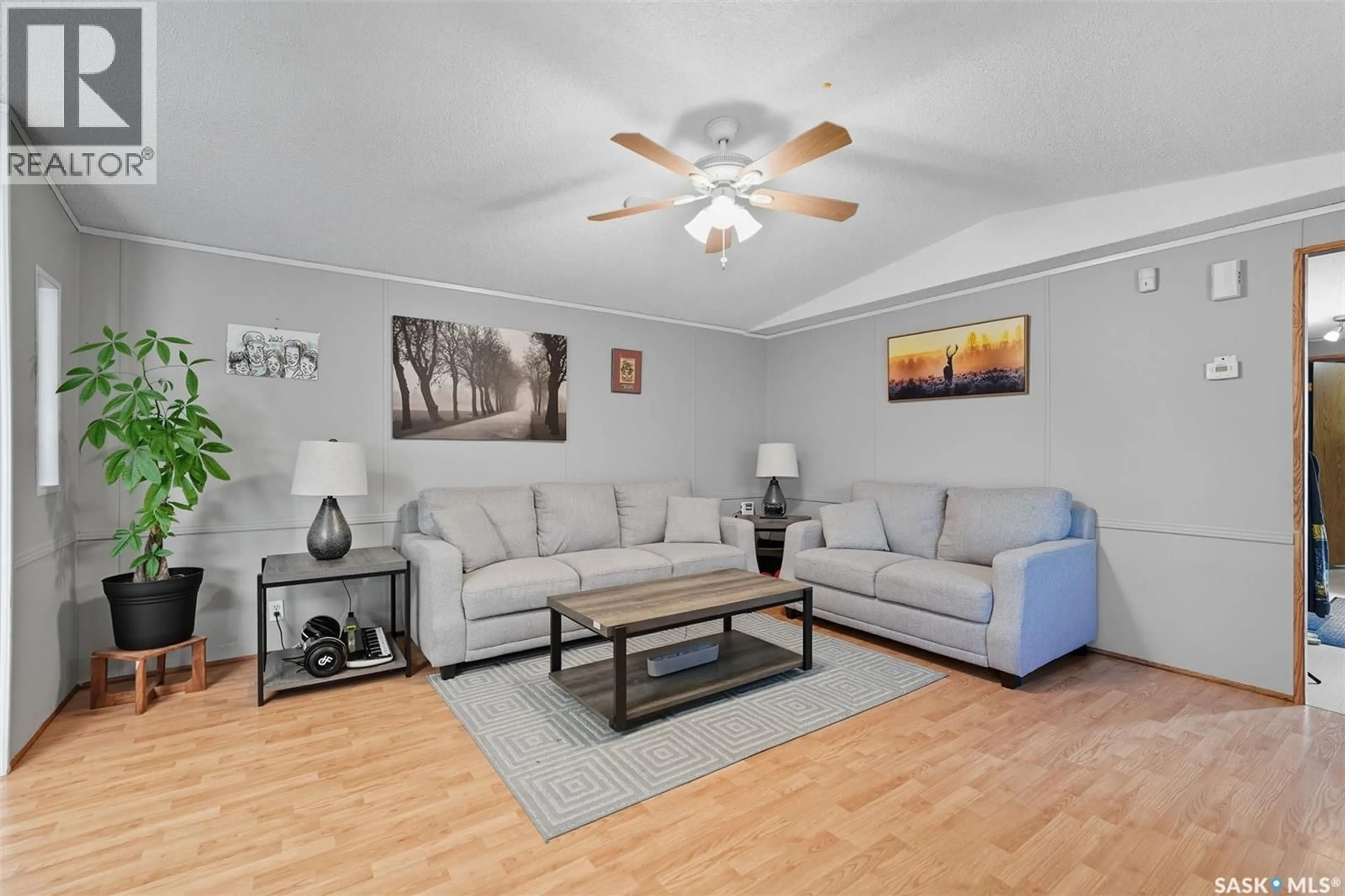 Living room with furniture, unknown for 1035 - 28 BOYCHUK DRIVE, Saskatoon Saskatchewan S7H5B2