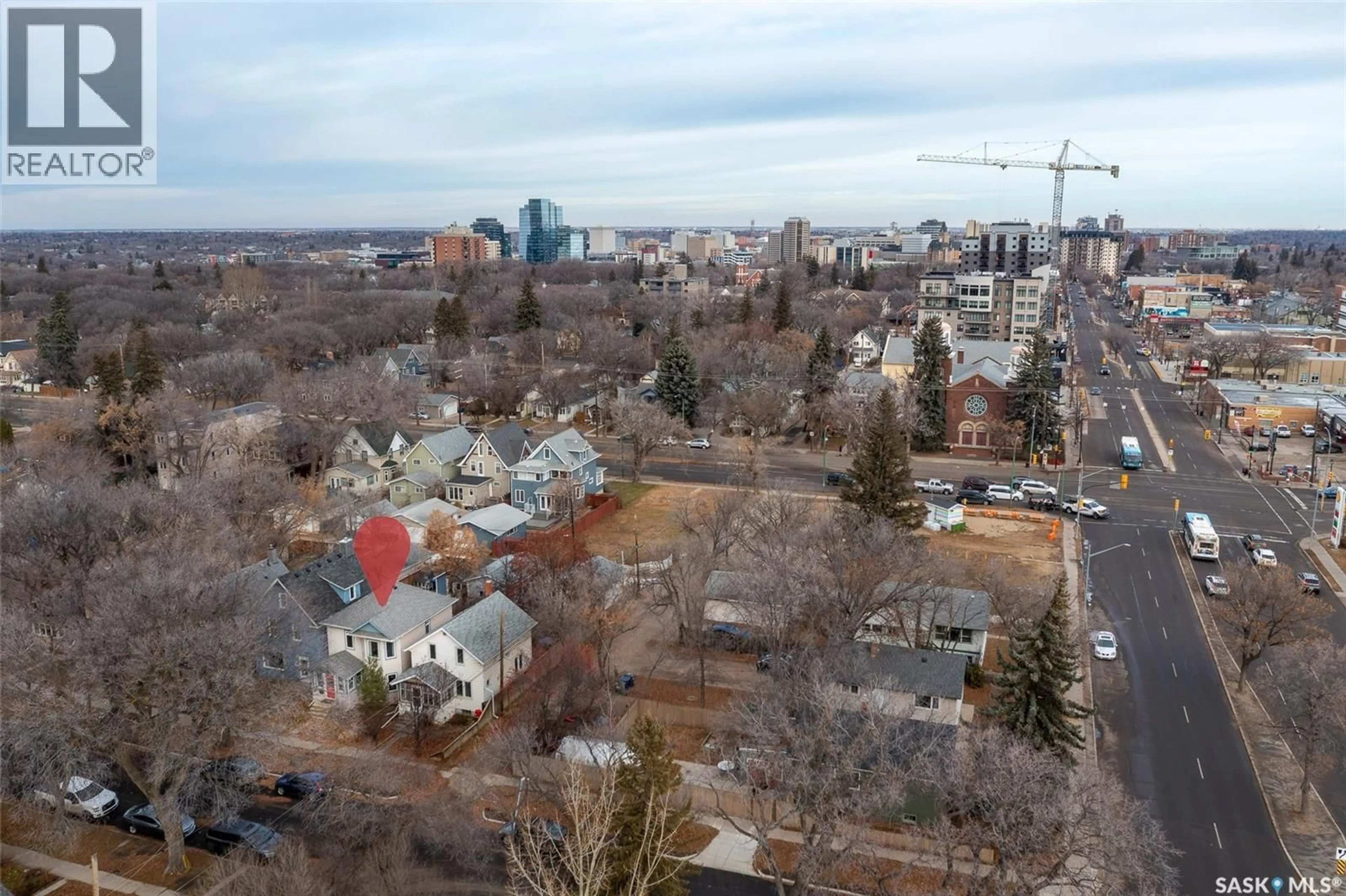 A pic from outside/outdoor area/front of a property/back of a property/a pic from drone, city buildings view from balcony for 527 7TH STREET, Saskatoon Saskatchewan S7H0X6