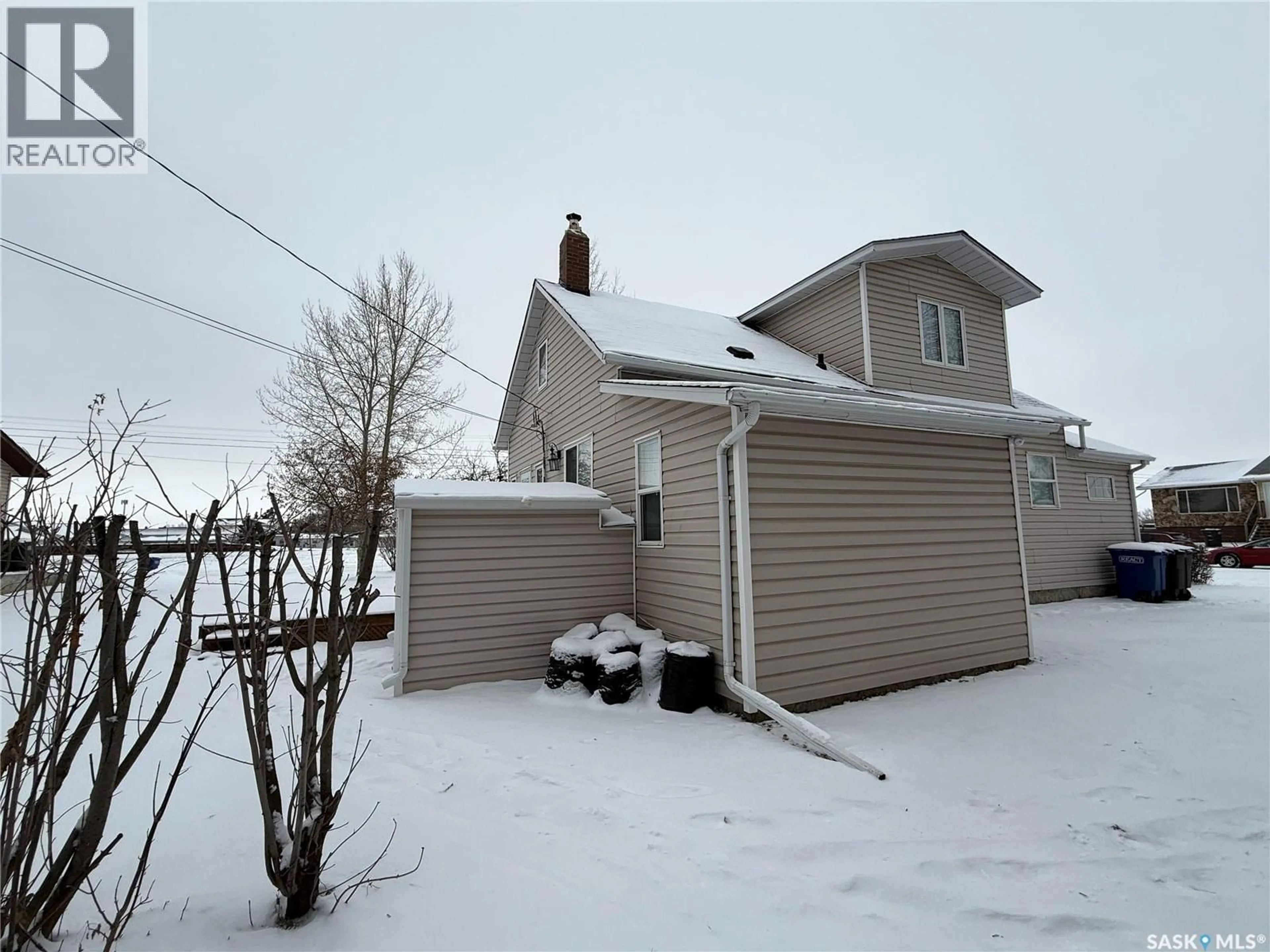 Shed for 335 6TH STREET, Humboldt Saskatchewan S0K2A0