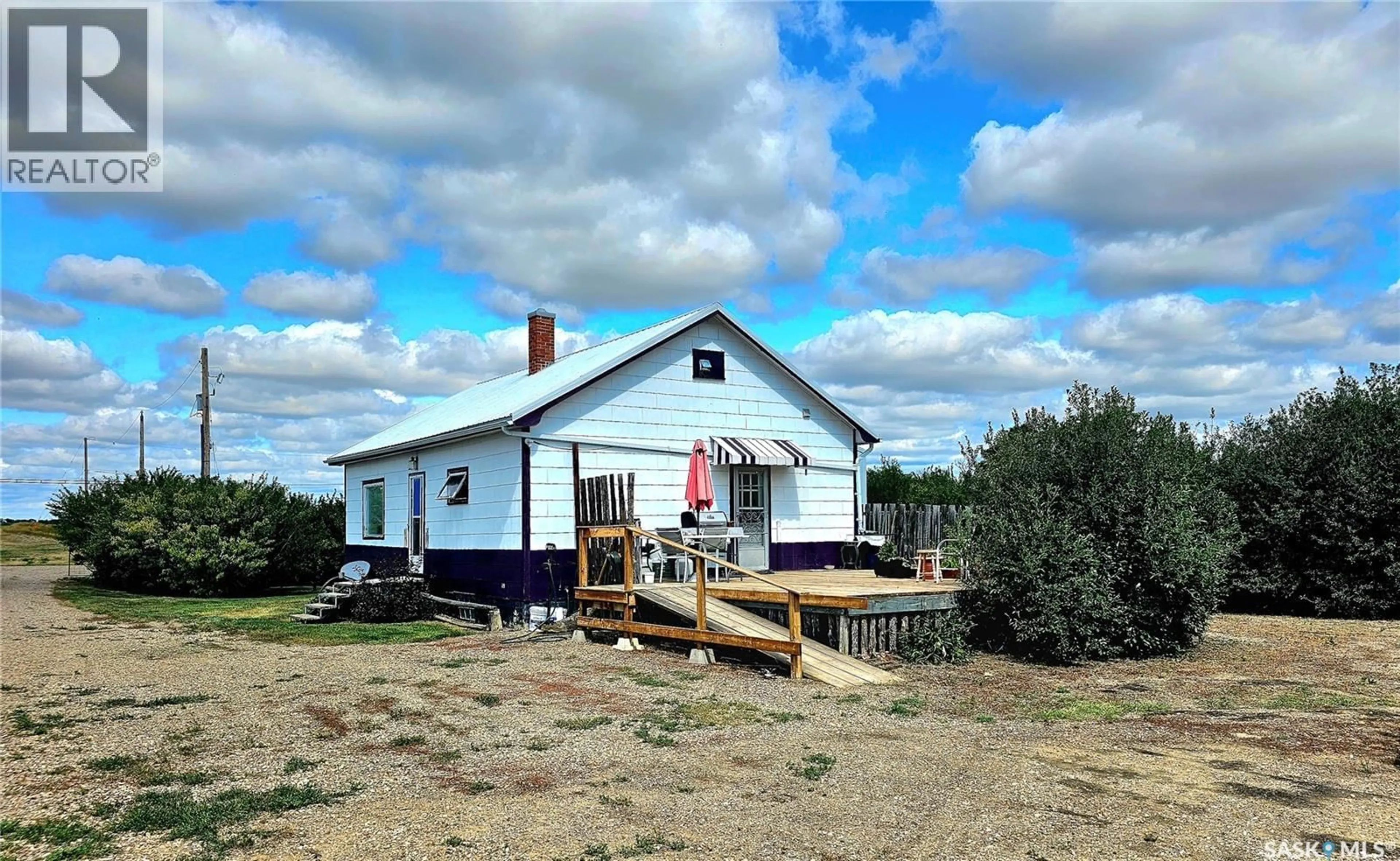 A pic from outside/outdoor area/front of a property/back of a property/a pic from drone, building for MCLEOD ACREAGE, Miry Creek Rm No. 229 Saskatchewan S0N0A0