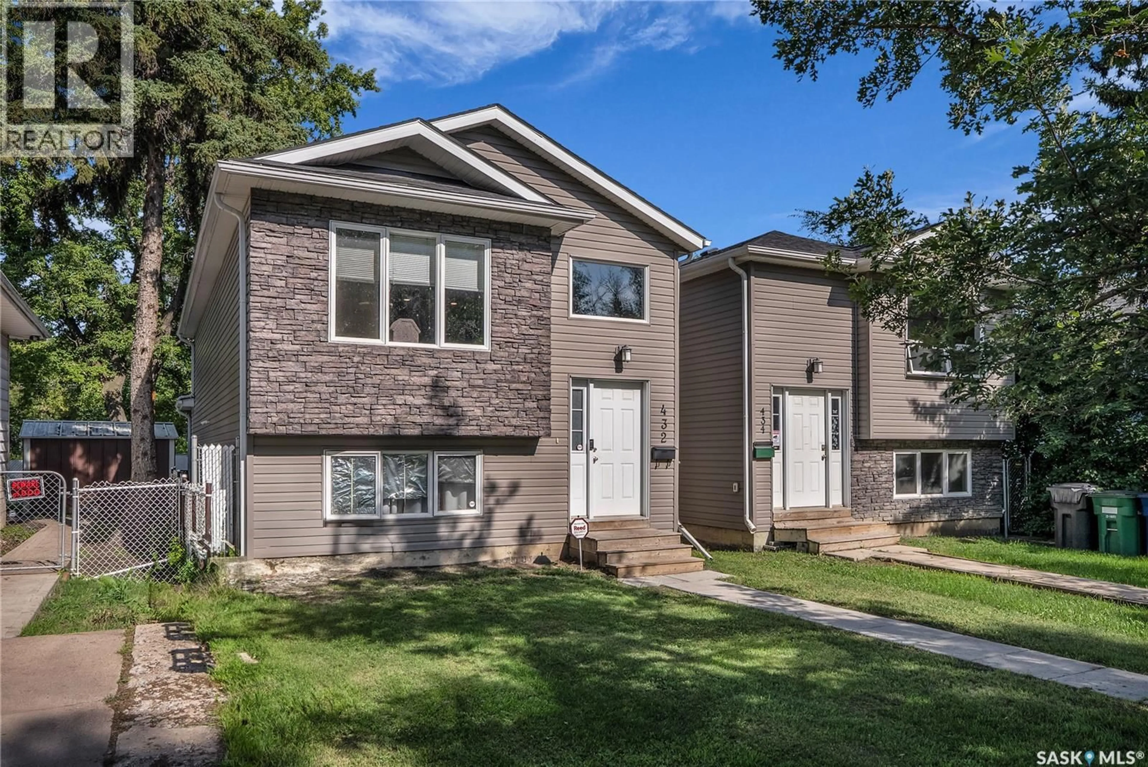 Home with brick exterior material, street for 432 S AVENUE S, Saskatoon Saskatchewan S7M3A4