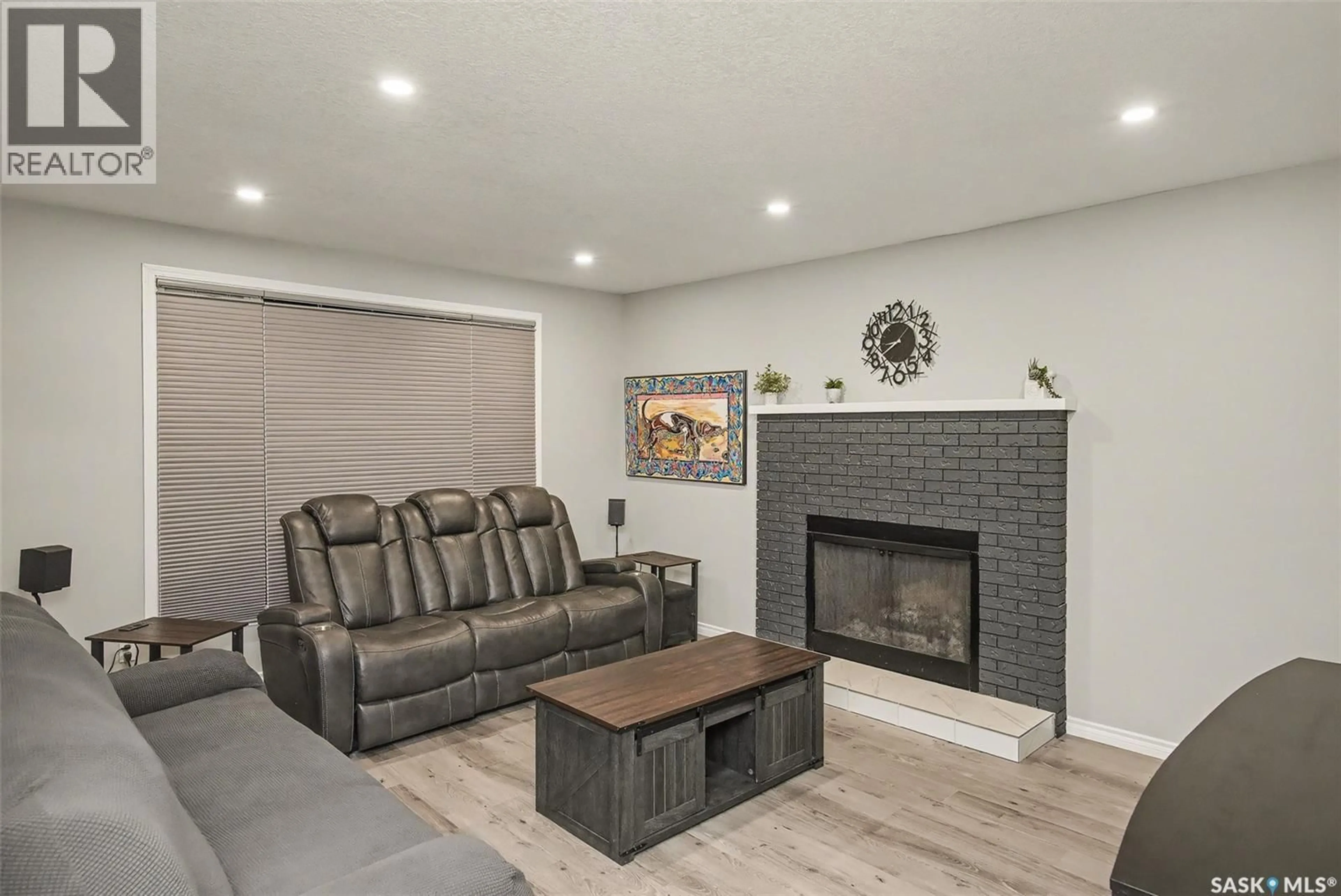 Living room with furniture, unknown for 238 CANNON STREET, Regina Saskatchewan S4N5B3