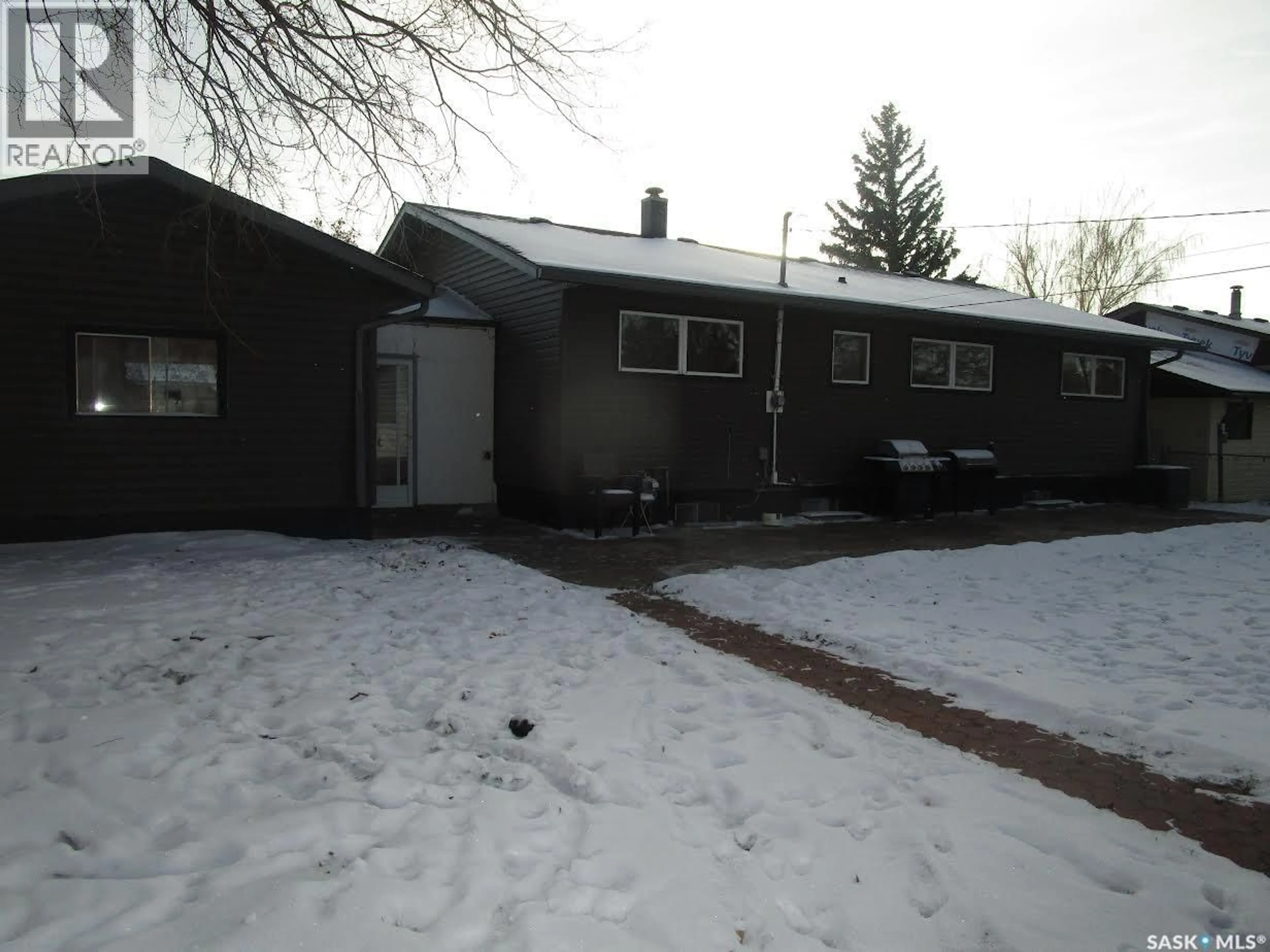 Unknown for 249 6TH AVENUE, Gravelbourg Saskatchewan S0H1X0