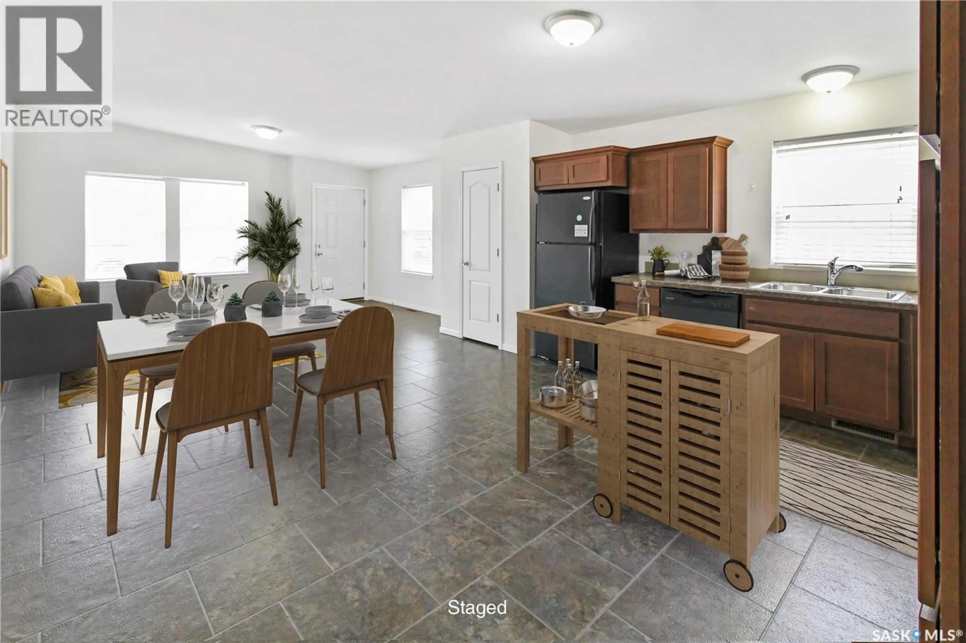 Open concept kitchen, ceramic/tile floor for B - 8470 HOWARD AVENUE, Gull Lake Saskatchewan S0N1A0