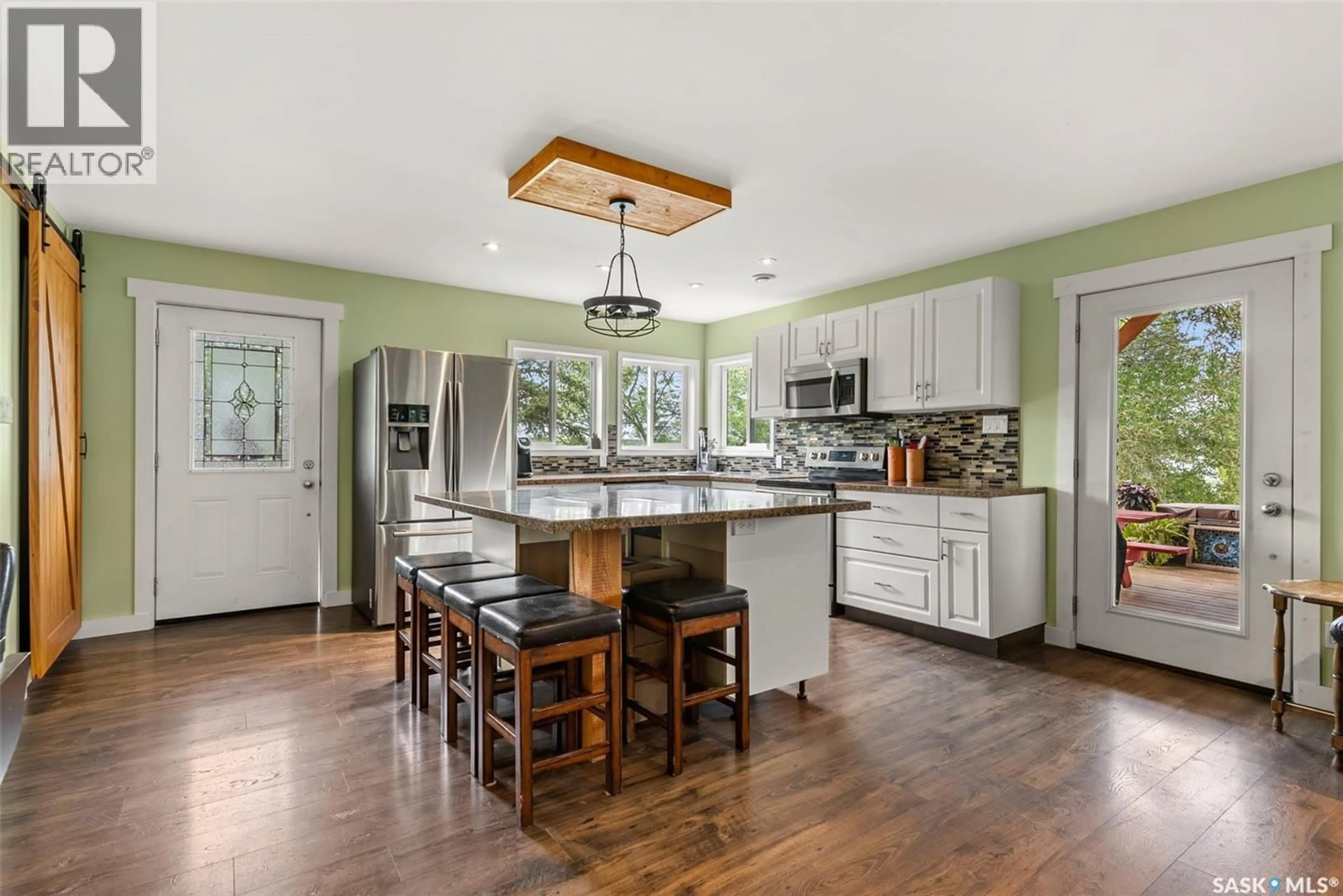 Open concept kitchen, unknown for 225 3RD STREET, Regina Beach Saskatchewan S0G4C0