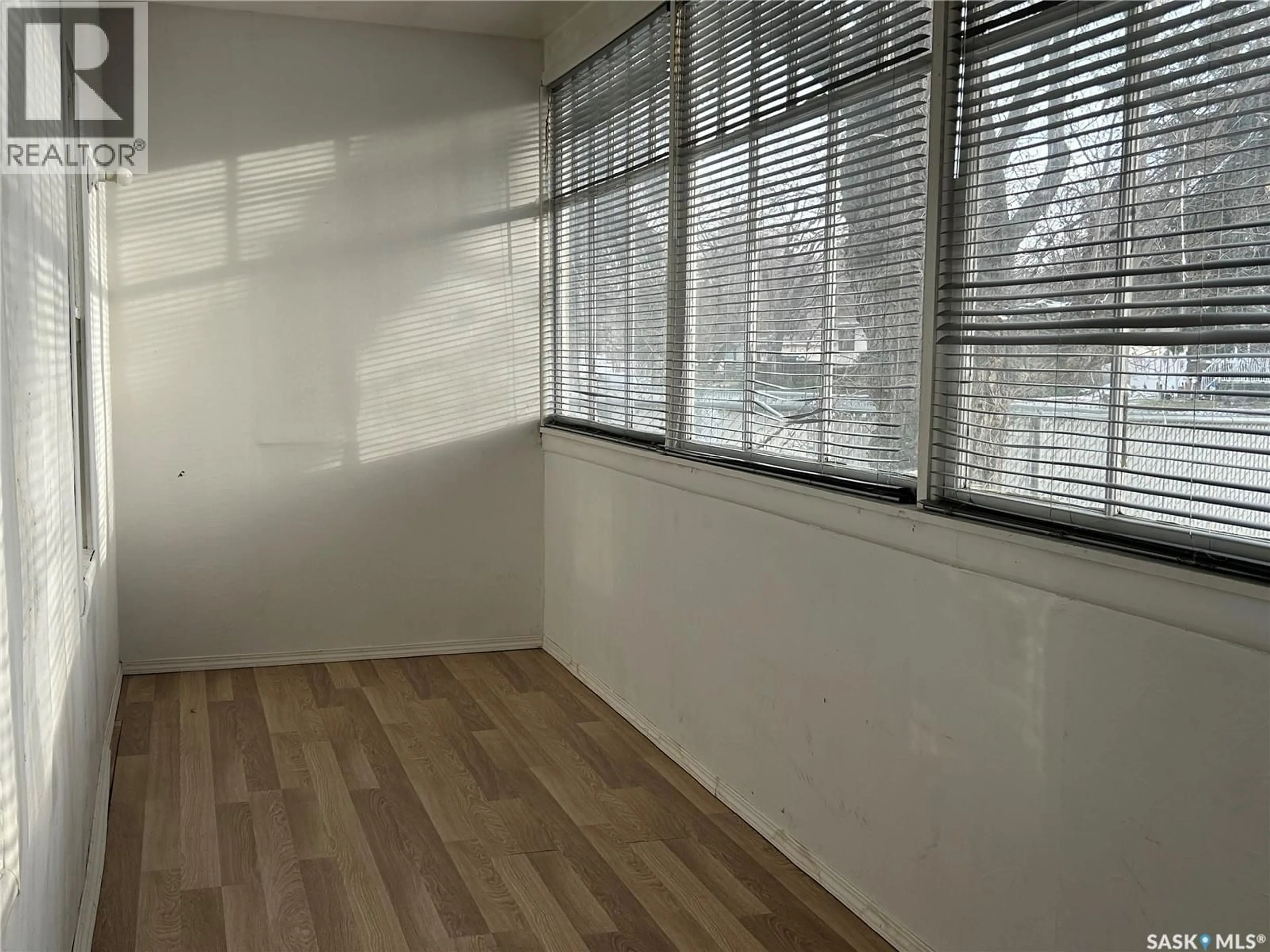 A pic of a room for 1042 COTEAU STREET, Moose Jaw Saskatchewan S6H5G4